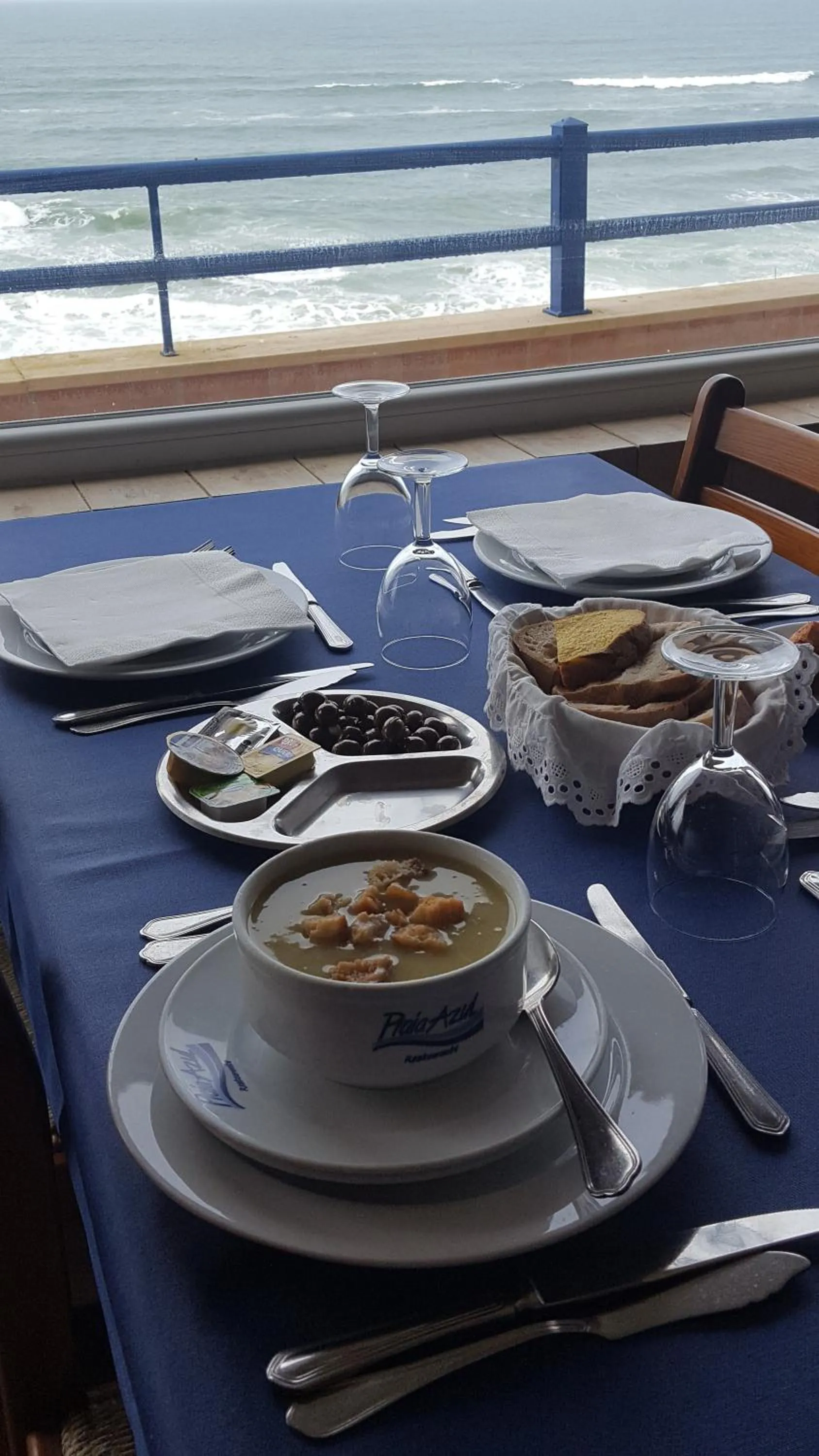 Restaurant/places to eat in Hotel Apartamento Praia Azul