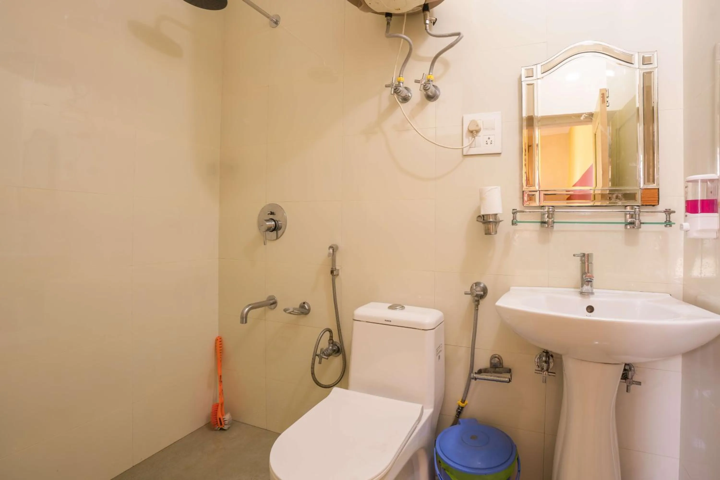 Bathroom in Zostel Srinagar