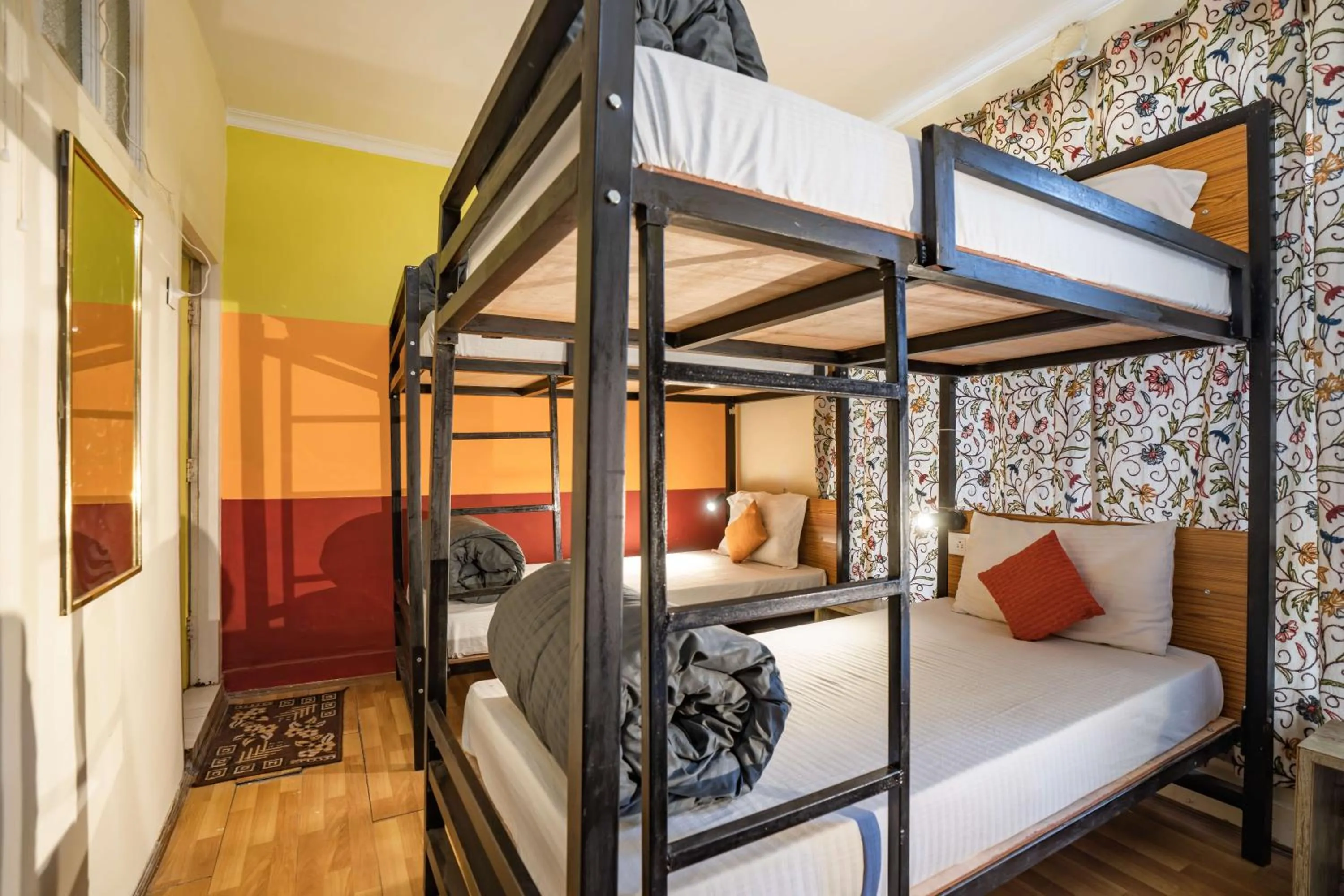 Bed in Zostel Srinagar