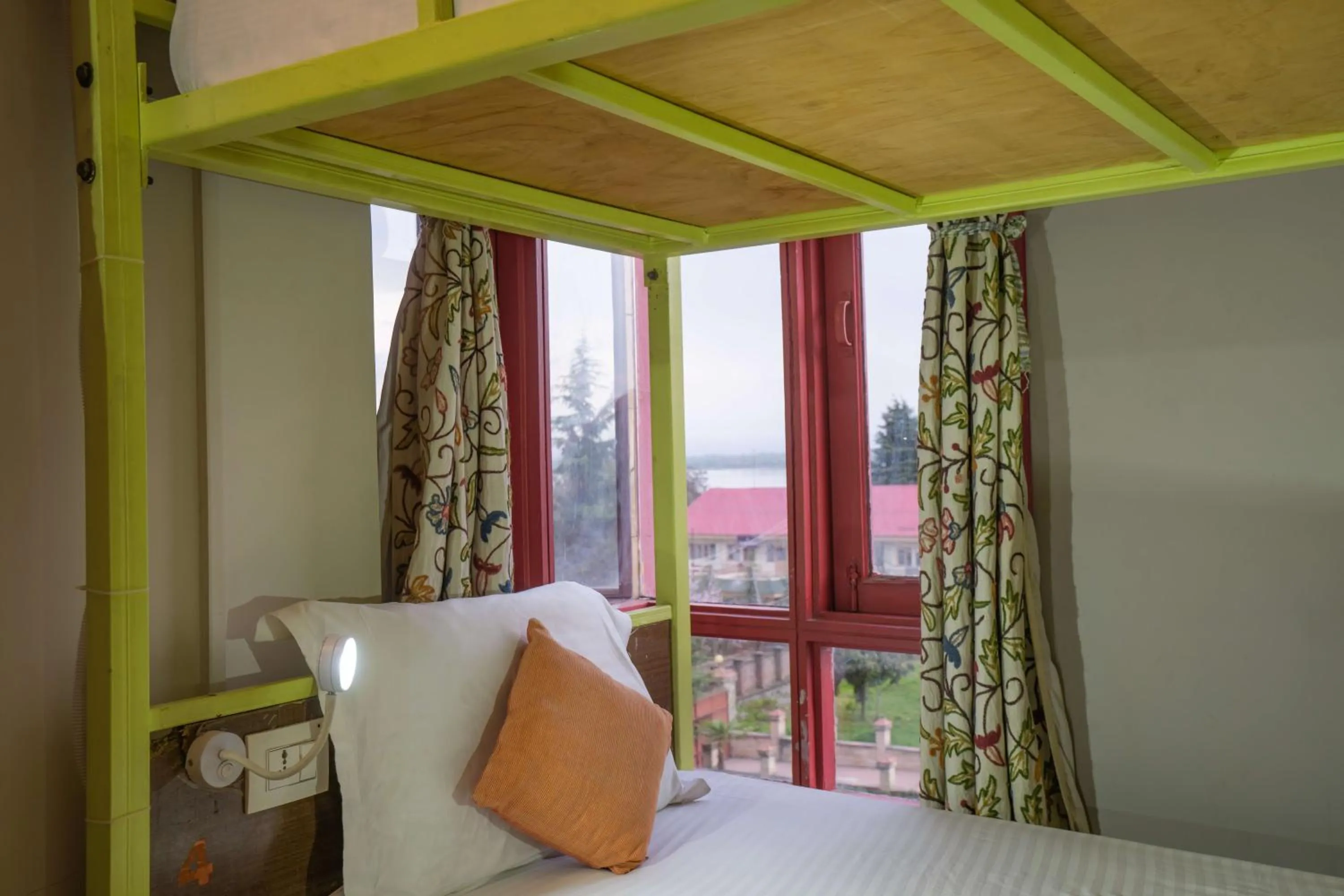 bunk bed, Bed in Zostel Srinagar