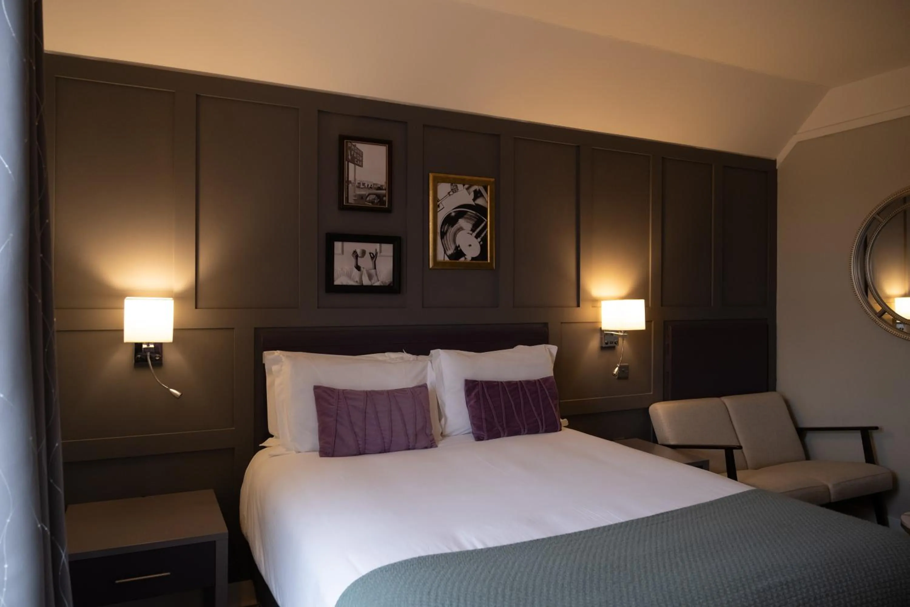 Bedroom, Bed in Kilkenny House Boutique Hotel