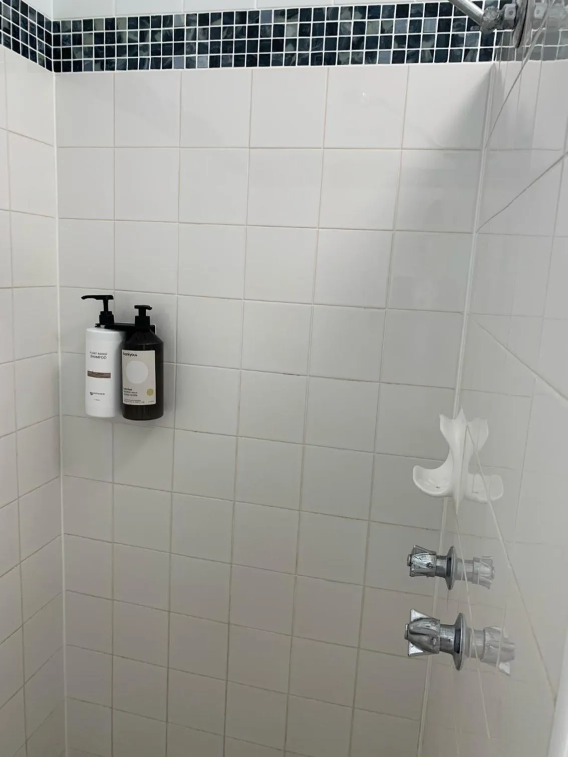 Bathroom in Shady Rest Motel