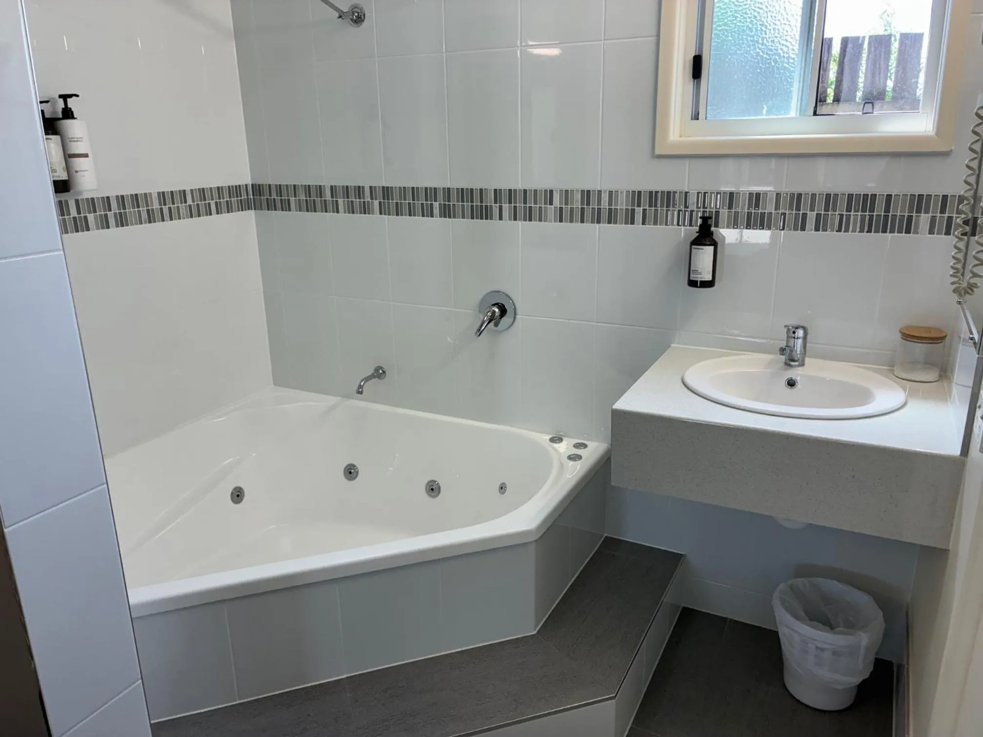 Spa and wellness centre/facilities in Shady Rest Motel