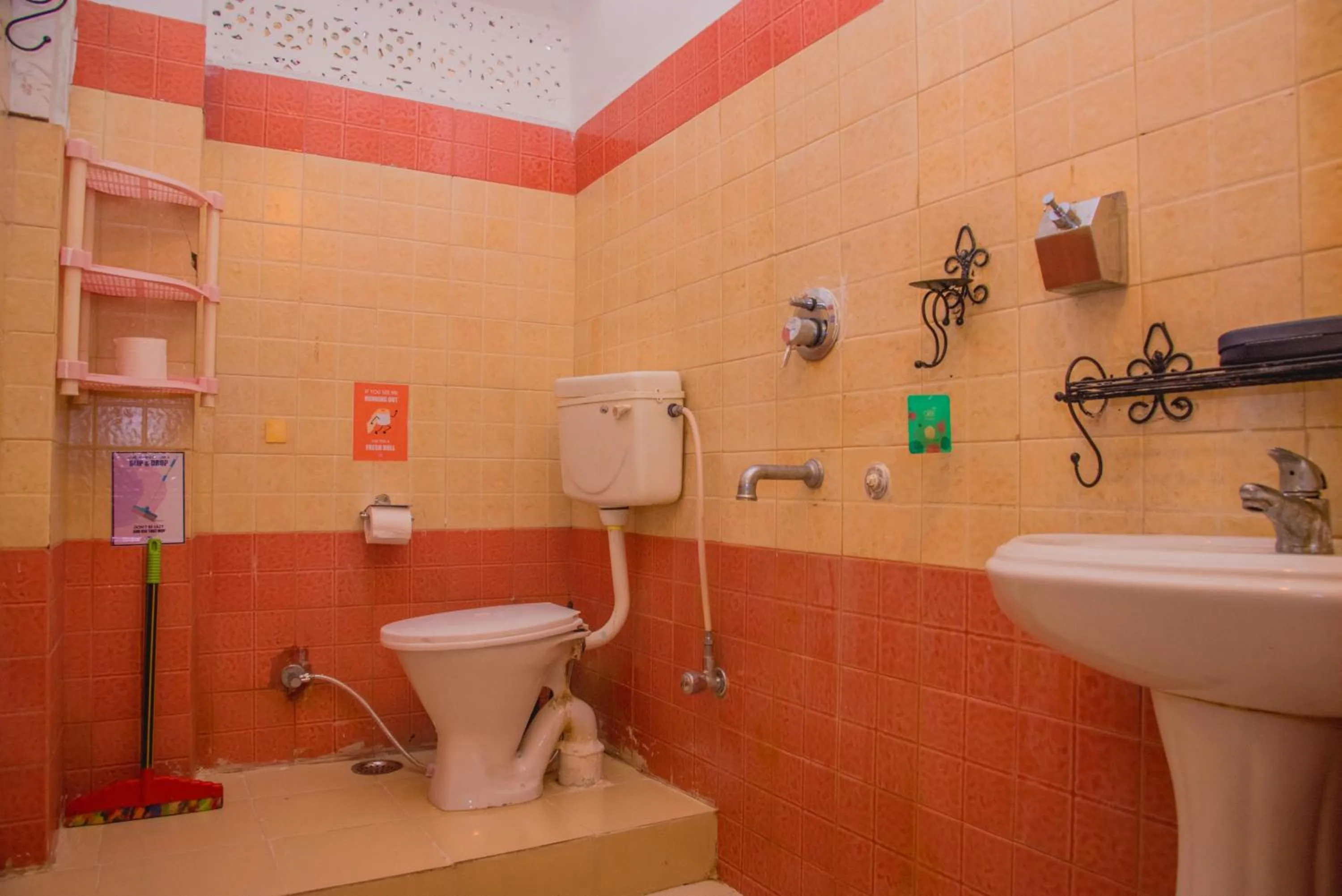 Toilet in Zostel Jodhpur, Clock Tower