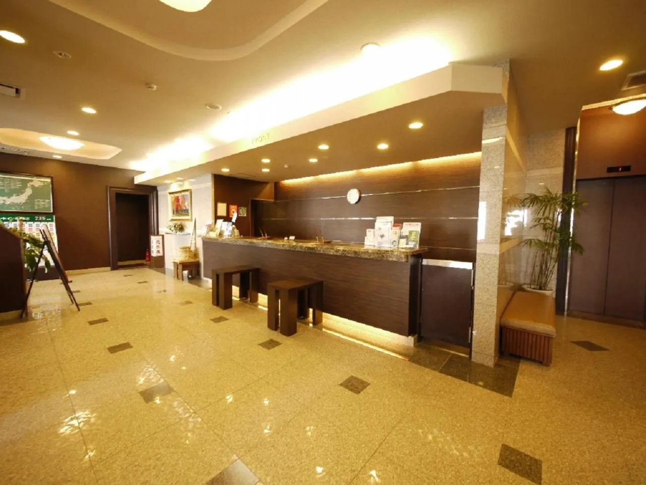 Lobby or reception in Hotel Route-Inn Dai-ni Suwa Inter