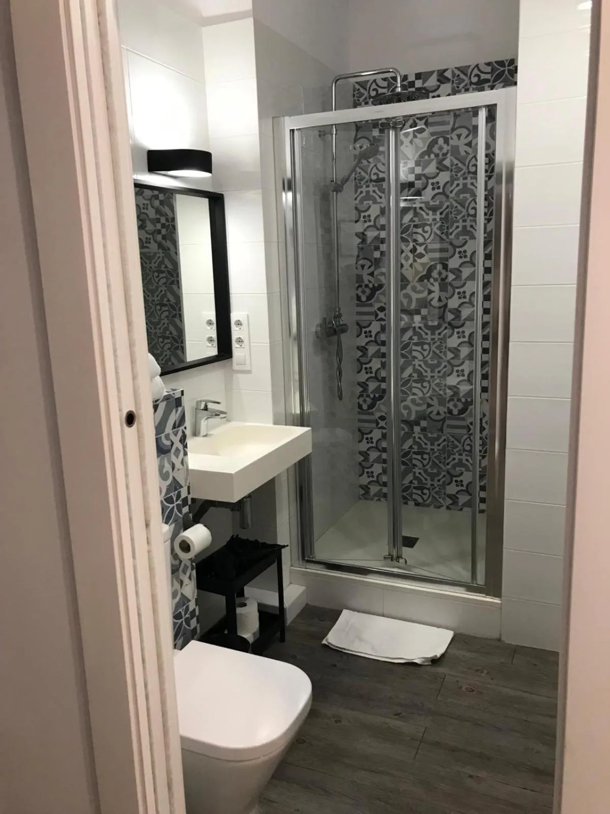 Bathroom in Urban House Siurot 33