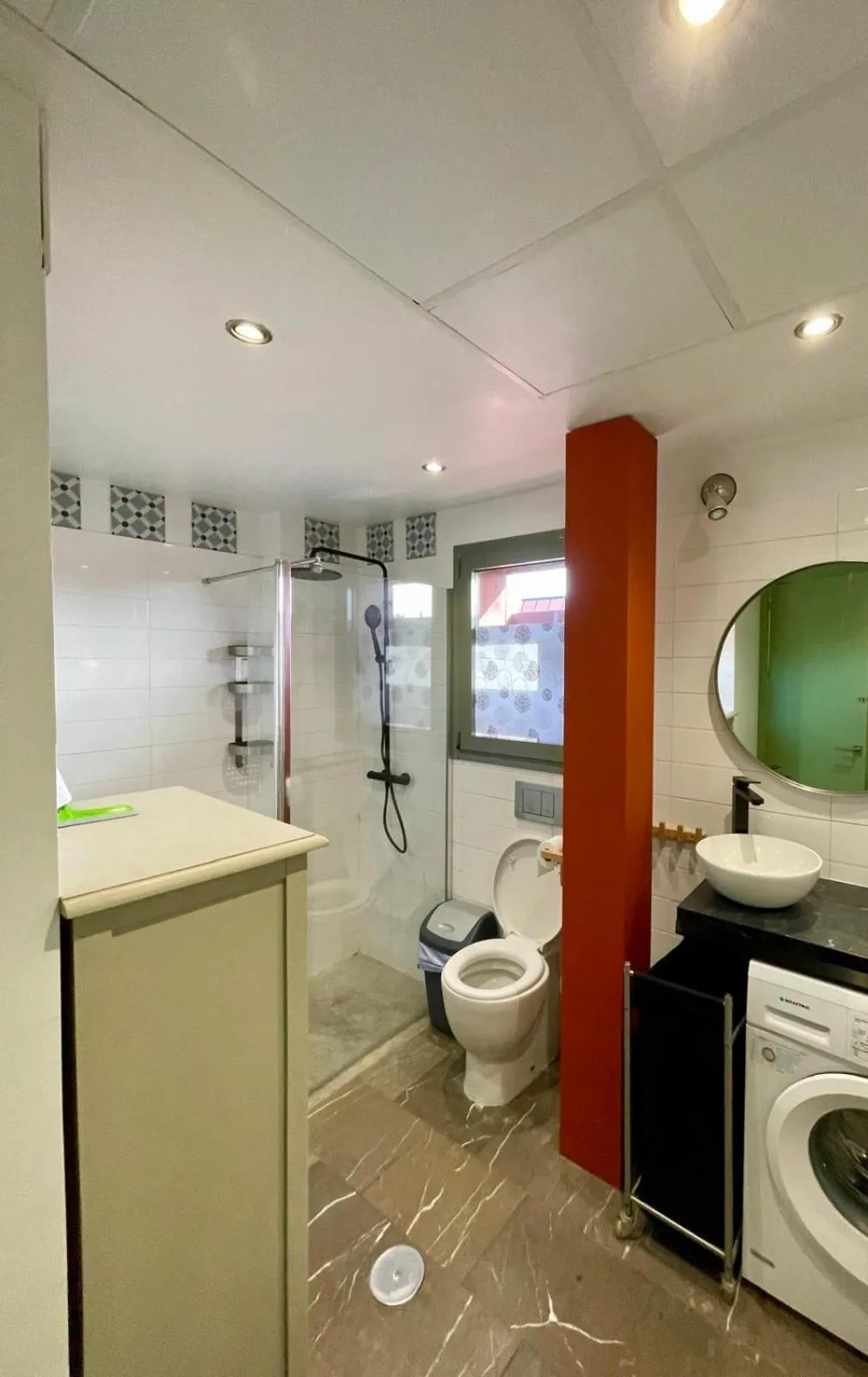 Bathroom in Urban House Siurot 33