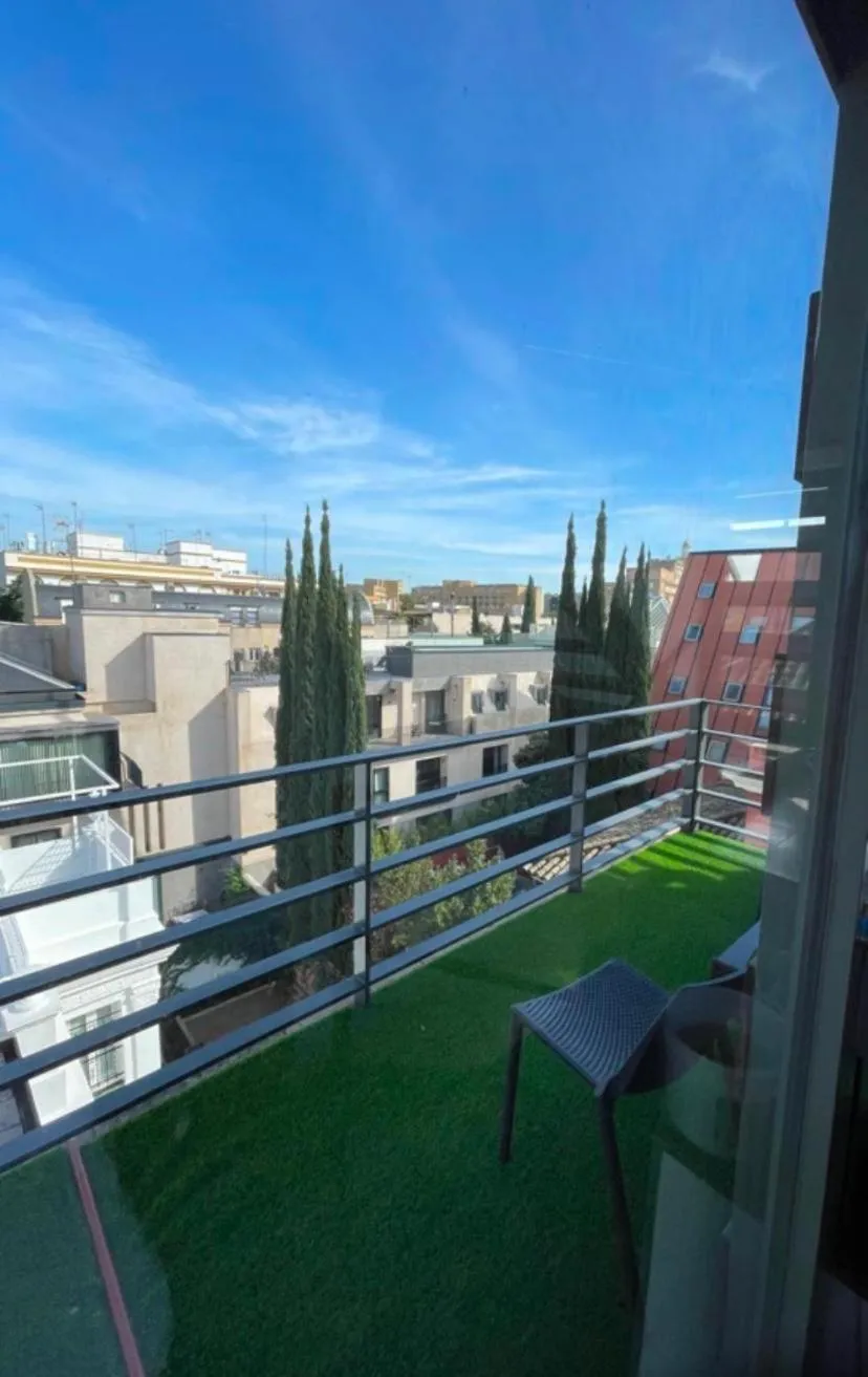 Balcony/Terrace in Urban House Siurot 33