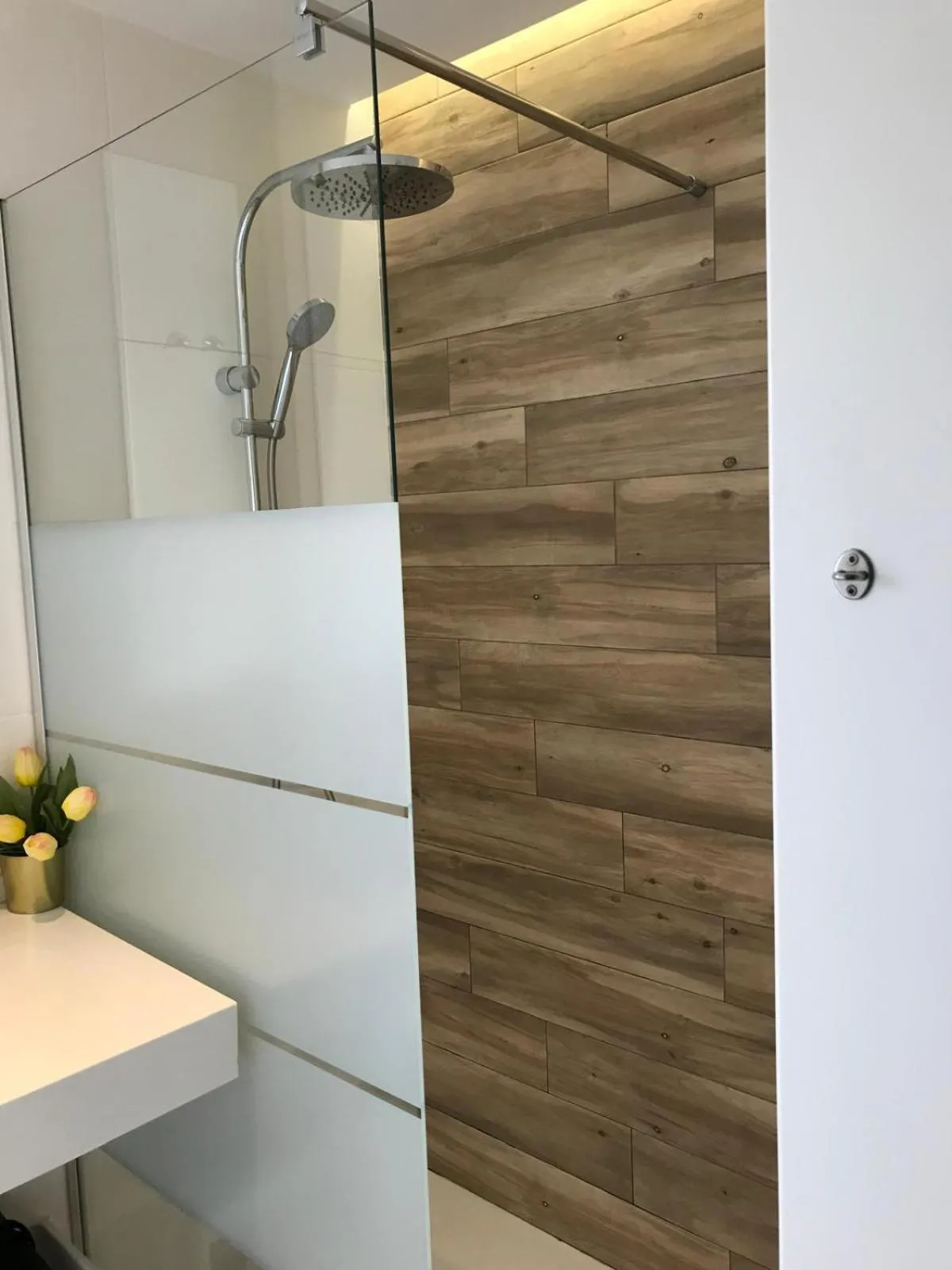 Bathroom in Urban House Siurot 33