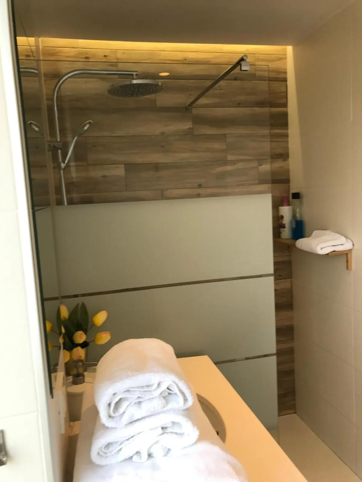 Bathroom, Bed in Urban House Siurot 33