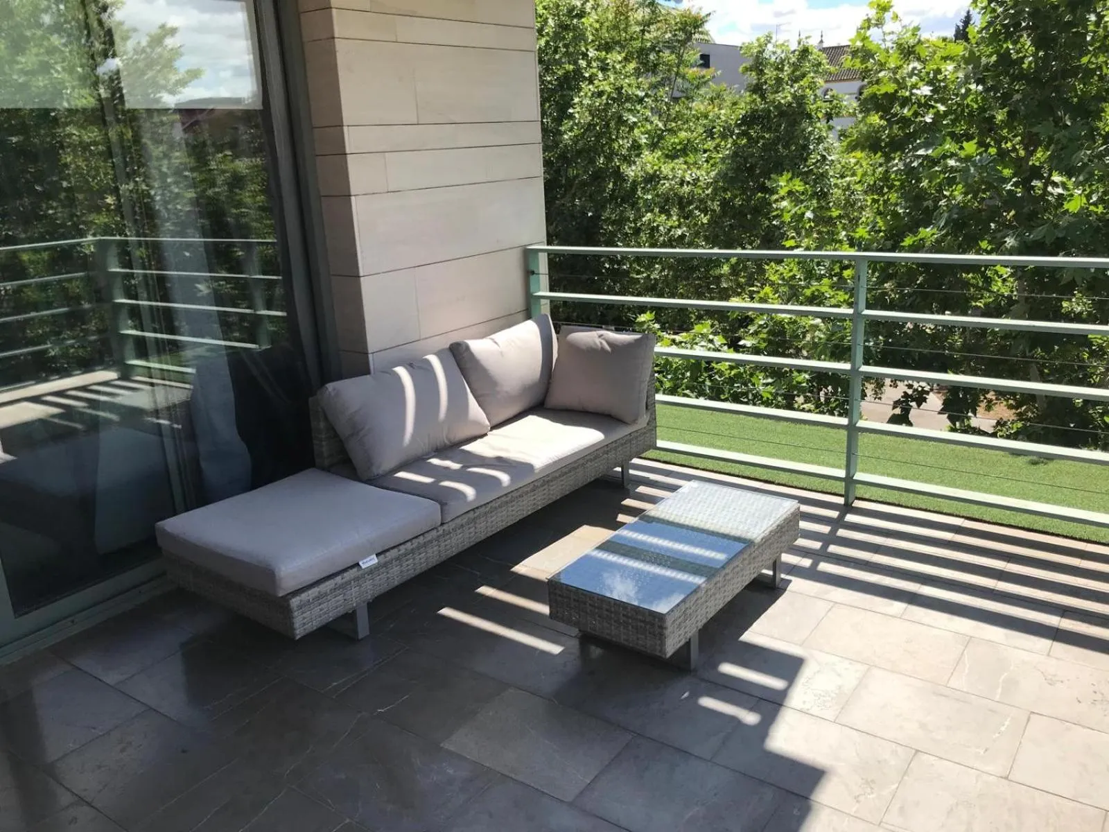 Balcony/Terrace in Urban House Siurot 33