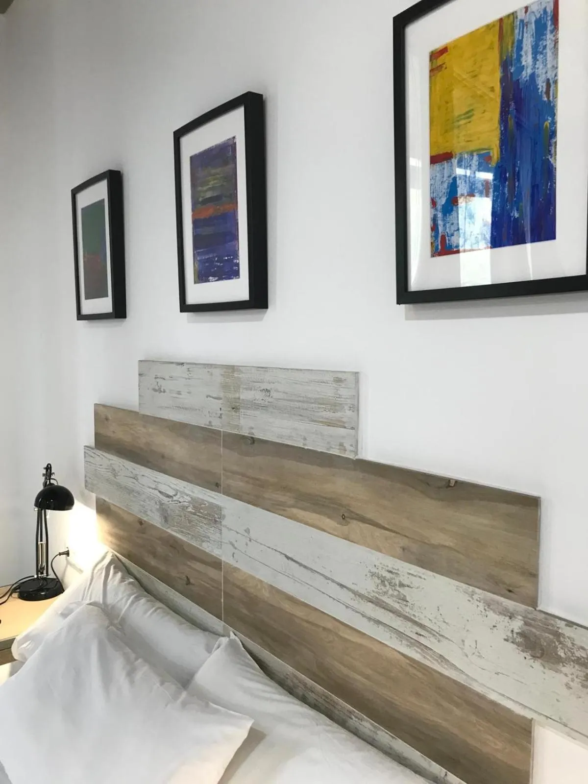 Bed in Urban House Siurot 33