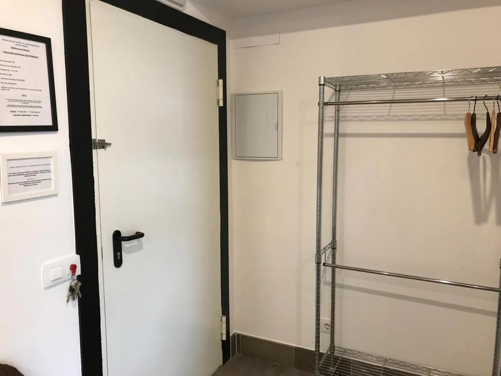 wardrobe in Urban House Siurot 33