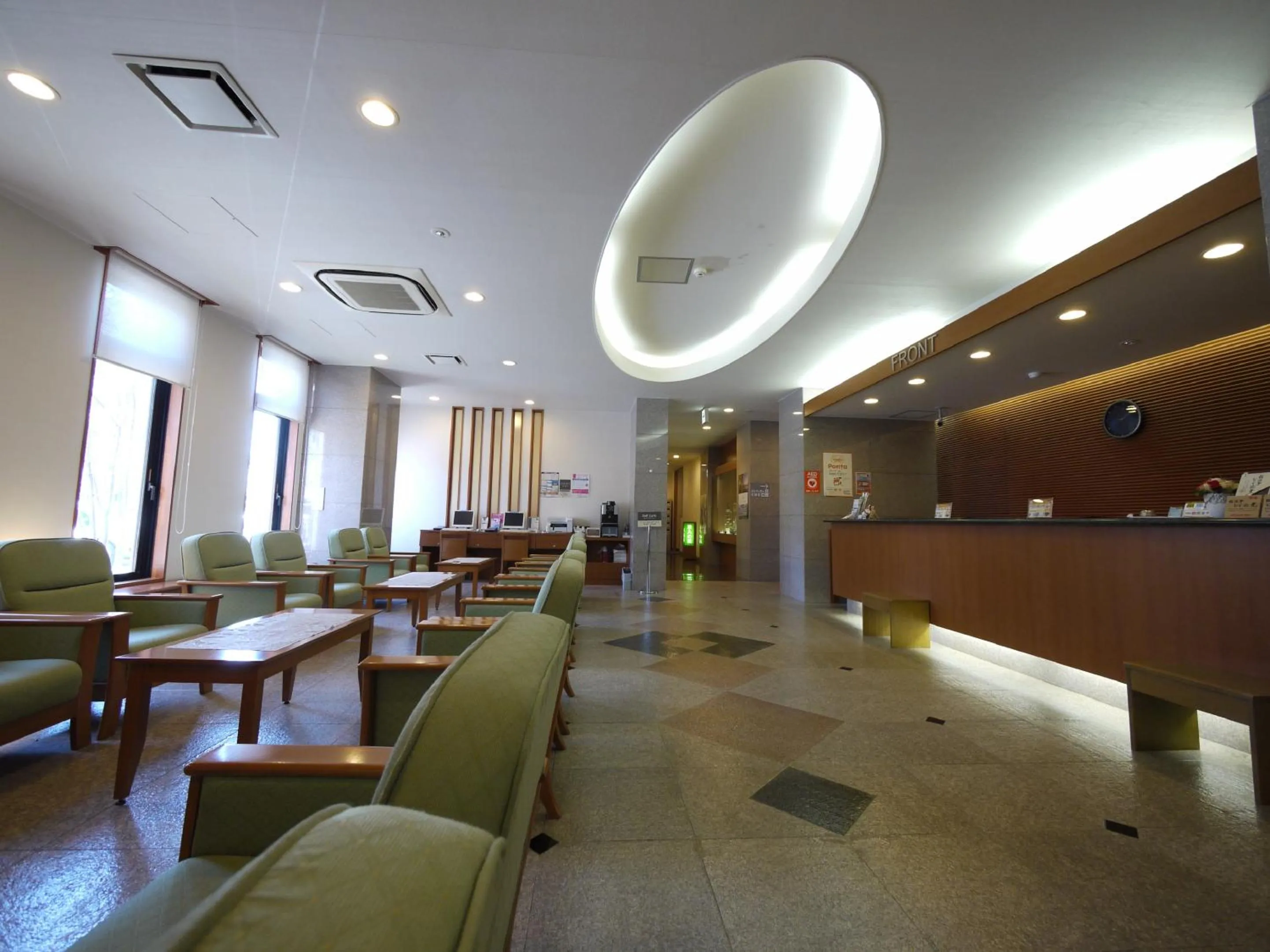 Lobby or reception in Hotel Route-Inn Matsusaka Ekihigashi