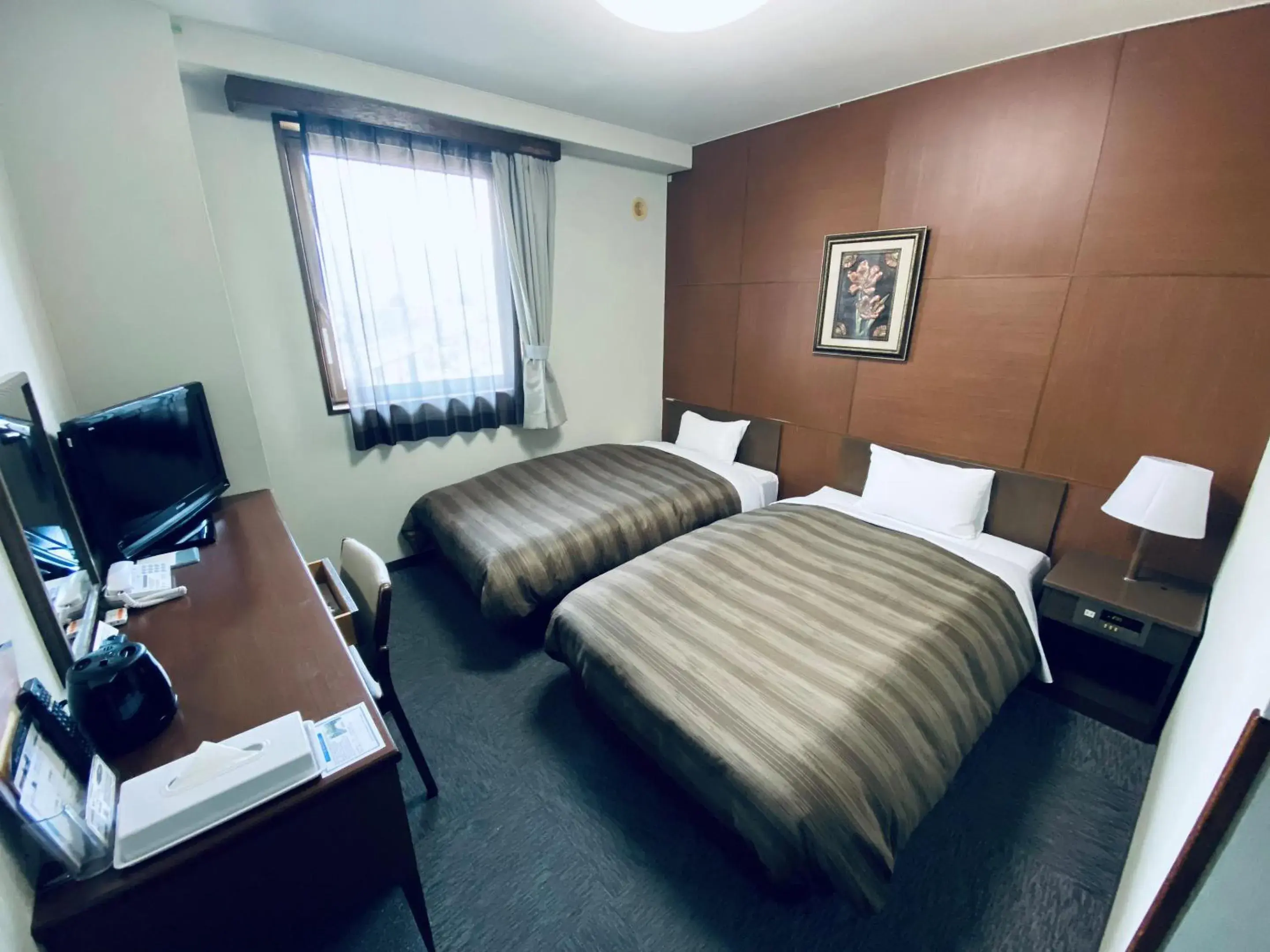 Standard Twin Room - single occupancy - Non-Smoking in Hotel Route-Inn Kamisuwa Standard Twin Room - single occupancy - Non-Smoking in Hotel Route-Inn Kamisuwa