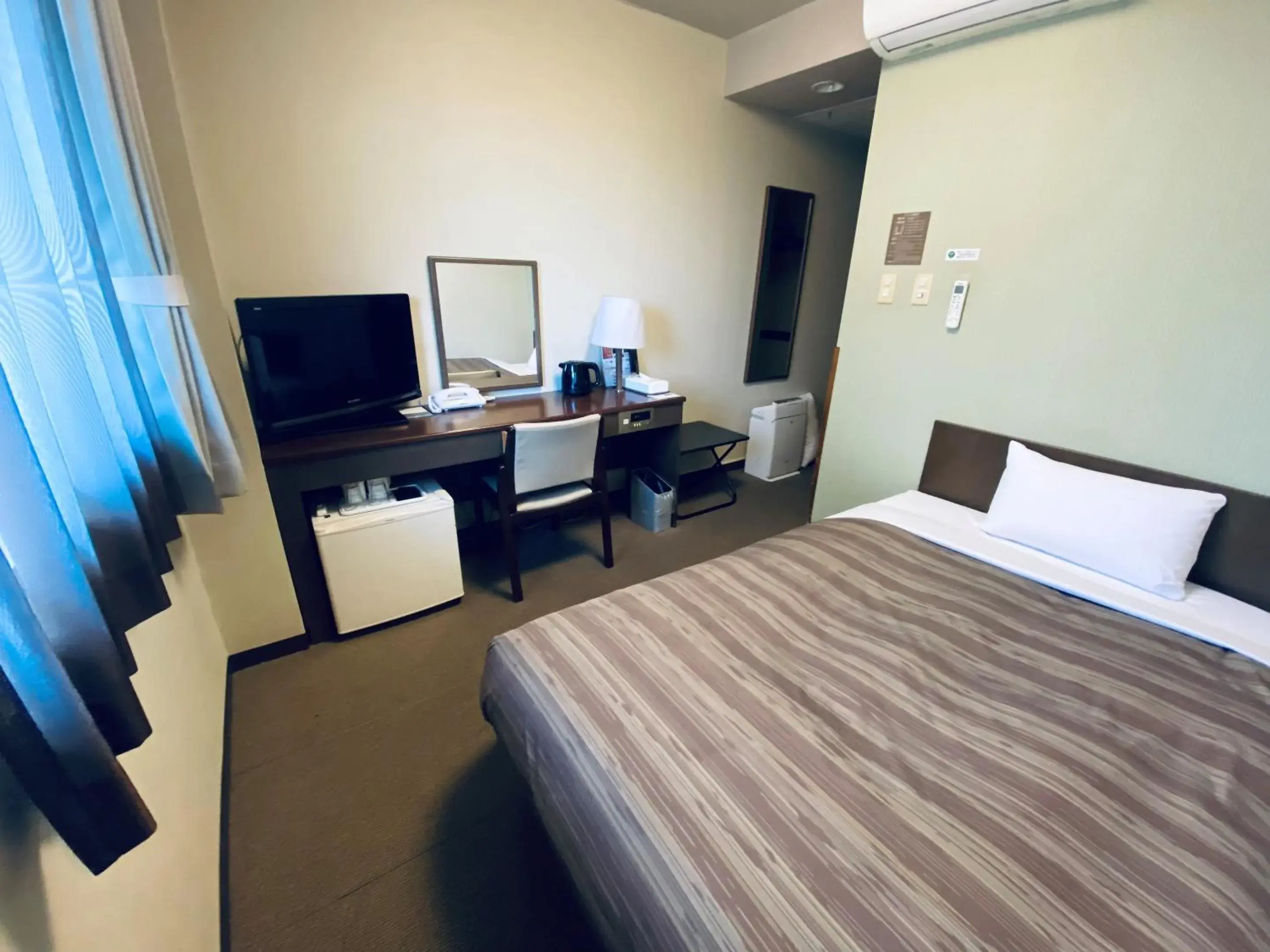 Standard Single Room - single occupancy - Smoking in Hotel Route-Inn Kamisuwa Standard Single Room - single occupancy - Smoking in Hotel Route-Inn Kamisuwa