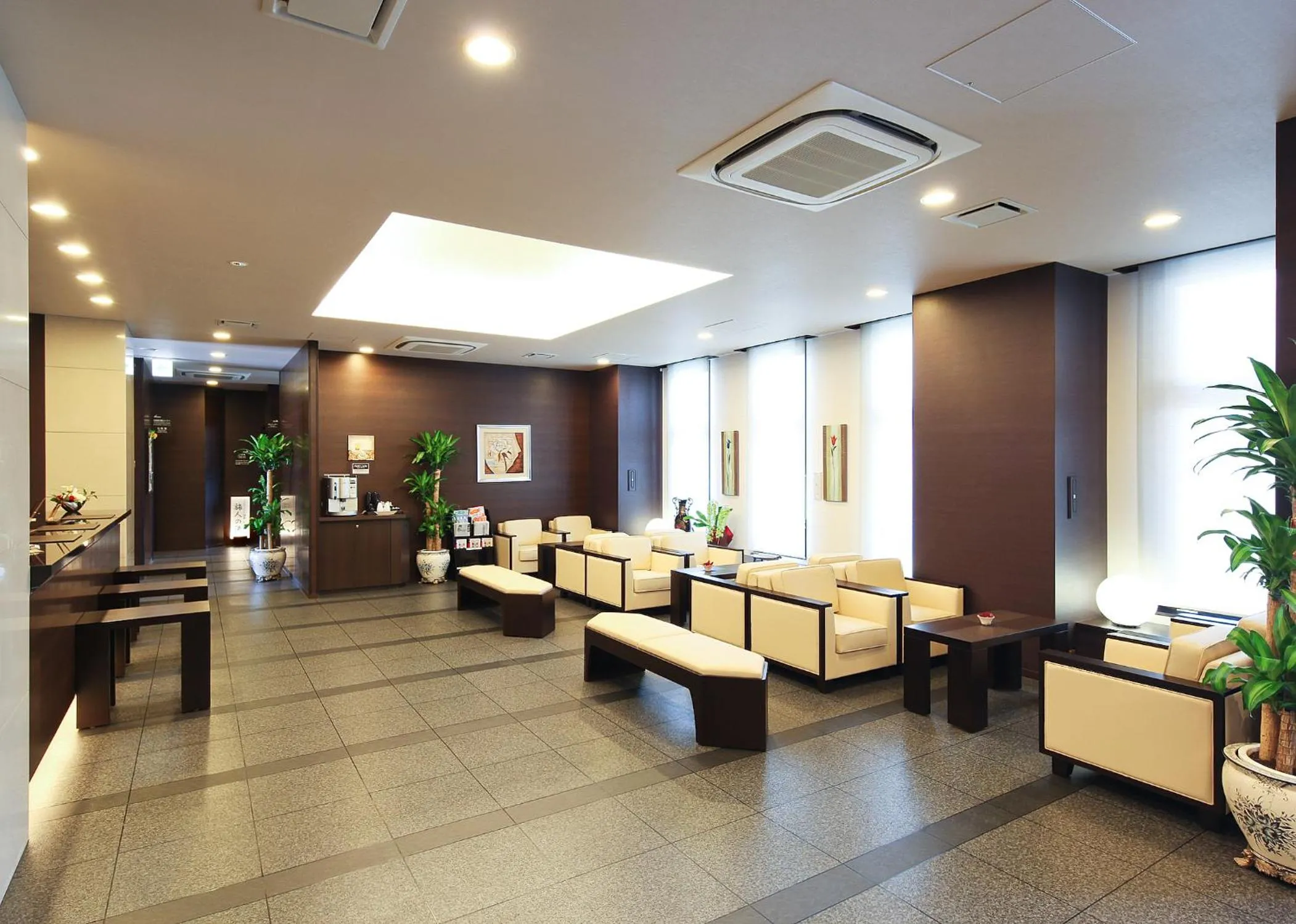 Lobby or reception in Hotel Route-Inn Komagane Inter
