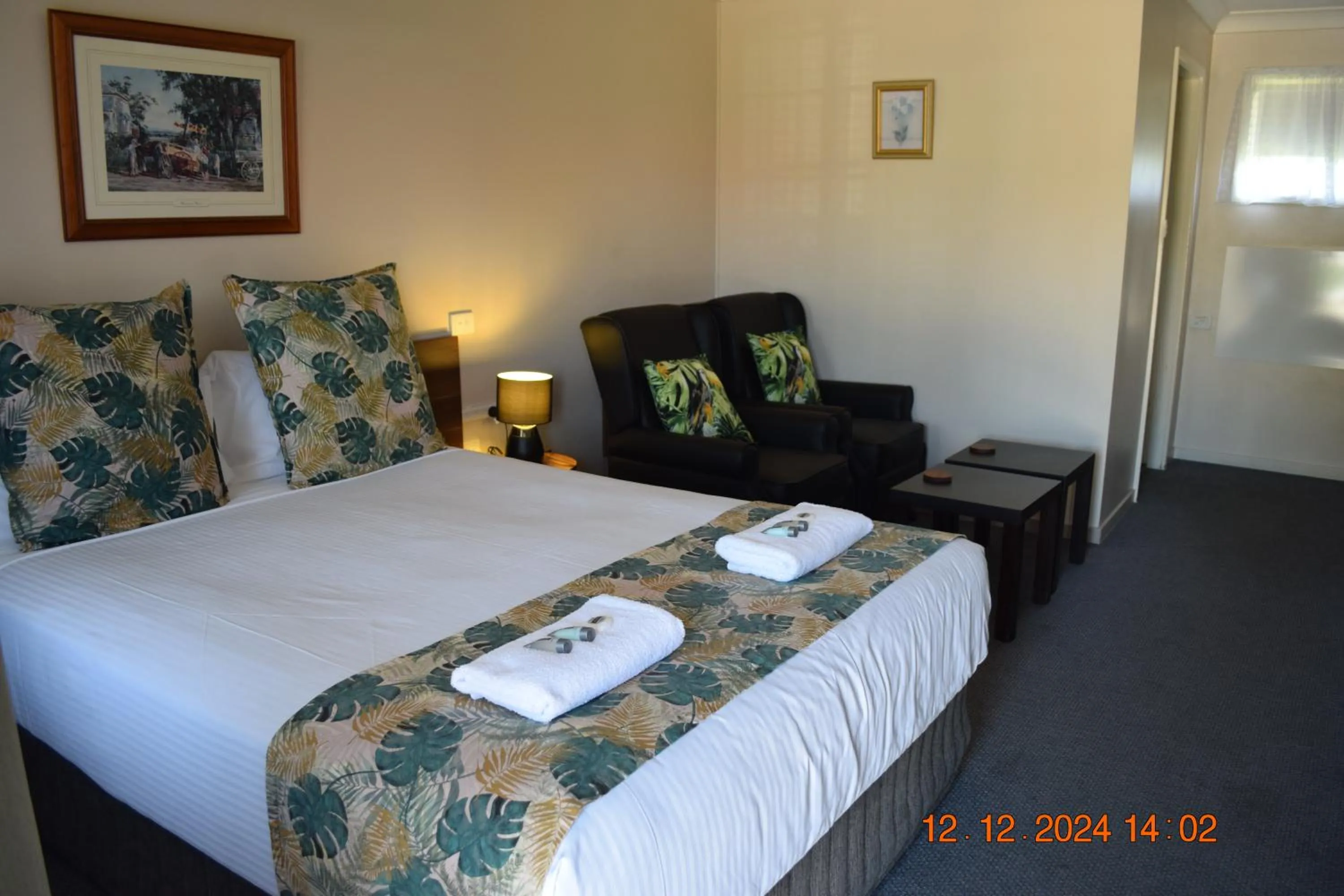Bed in Taree Country Motel