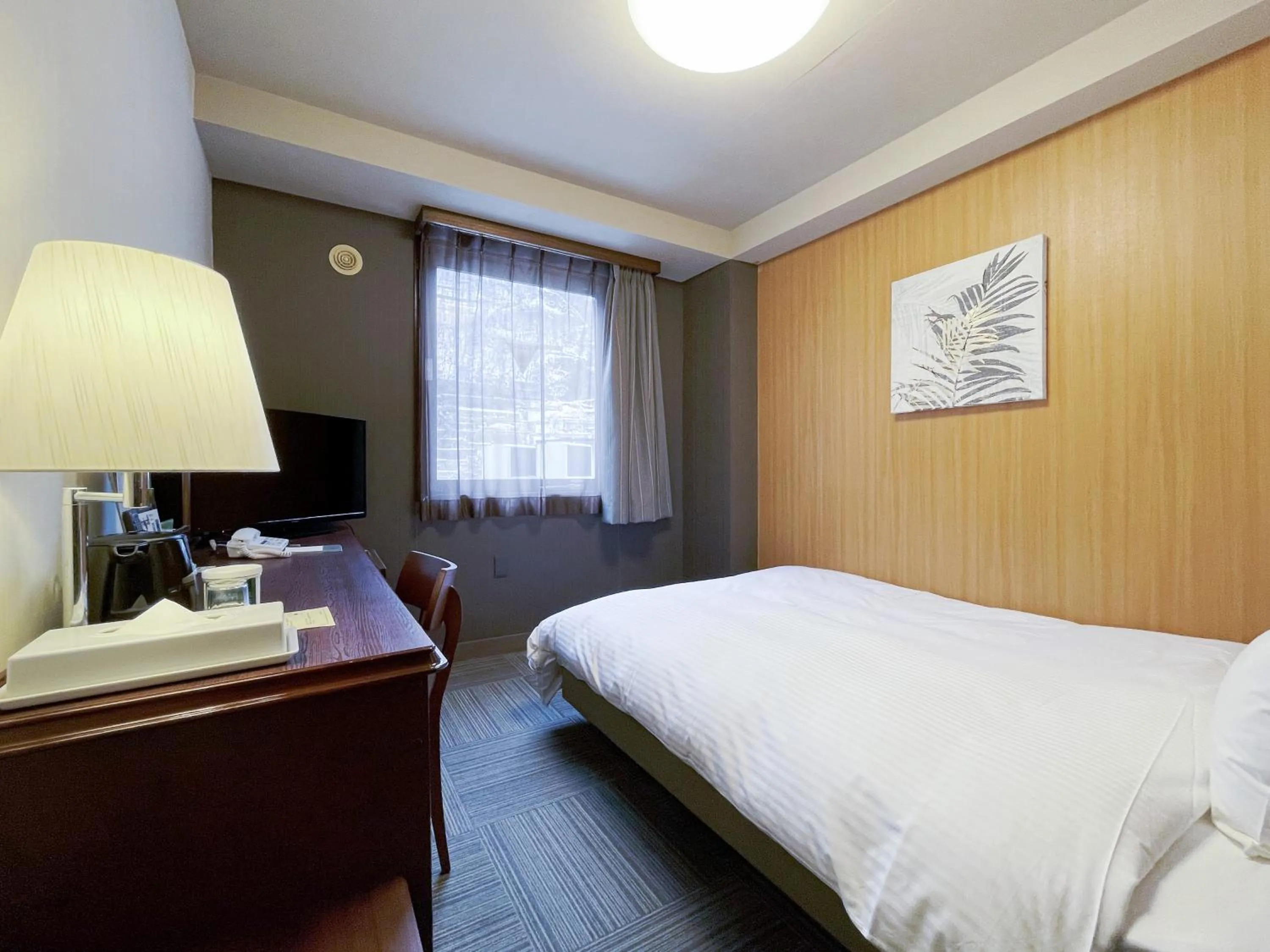 Photo of the whole room, Bed in HOTEL ROUTE-INN Kamiyamada Onsen