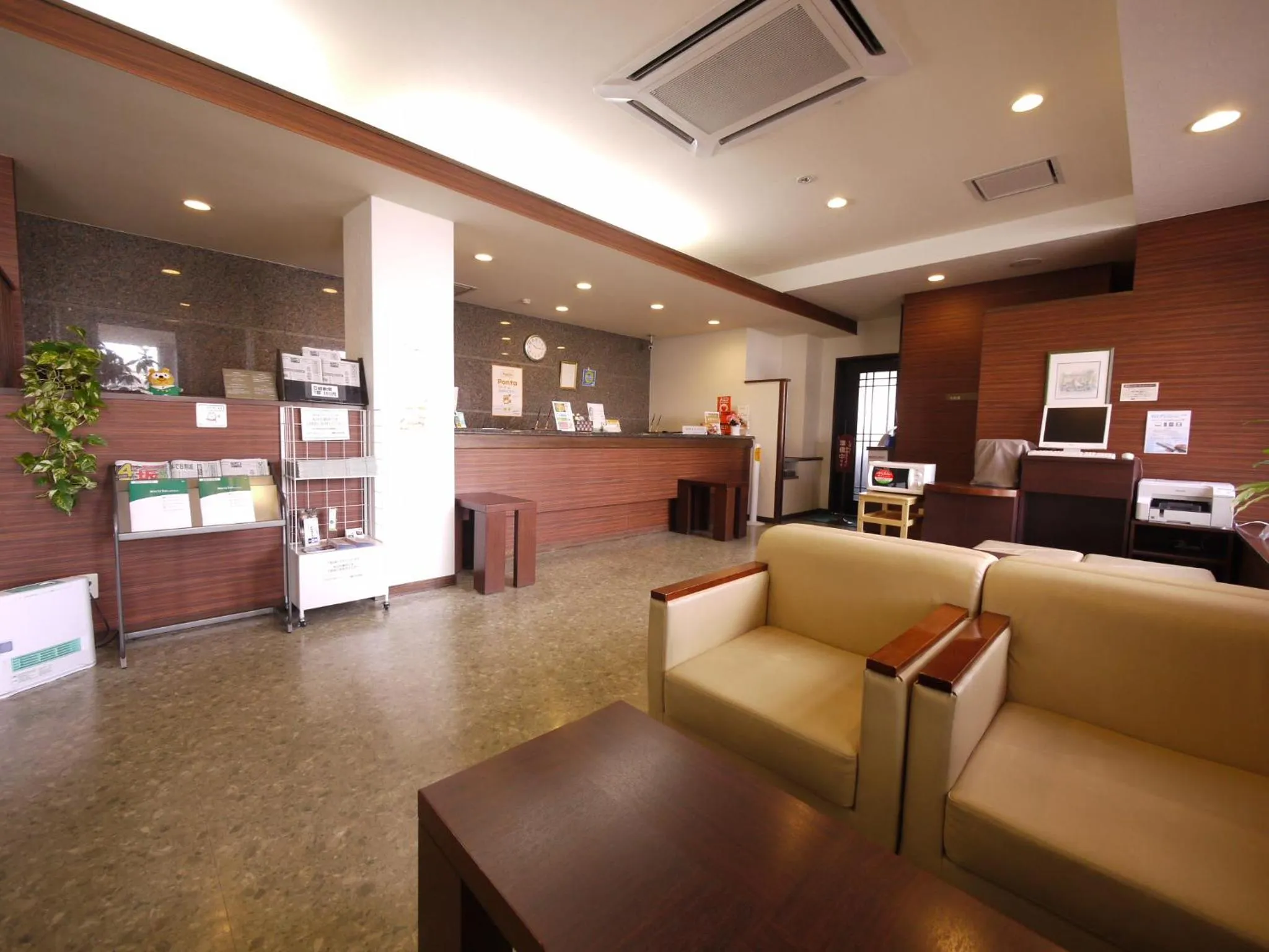 Lobby or reception in Hotel Route-Inn Court Yamanashi