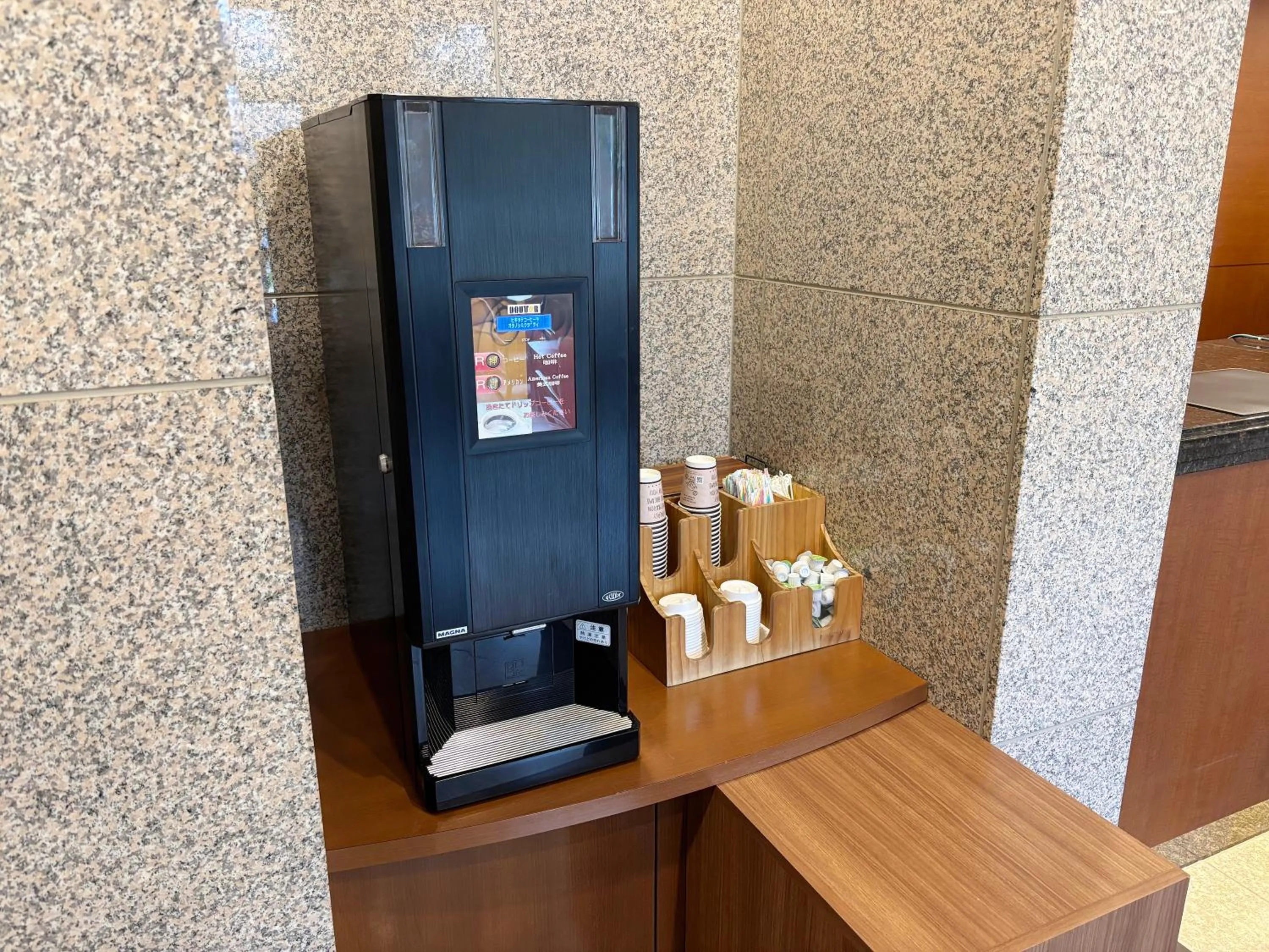 Coffee/tea facilities in Hotel Route-Inn Kitakami Ekimae