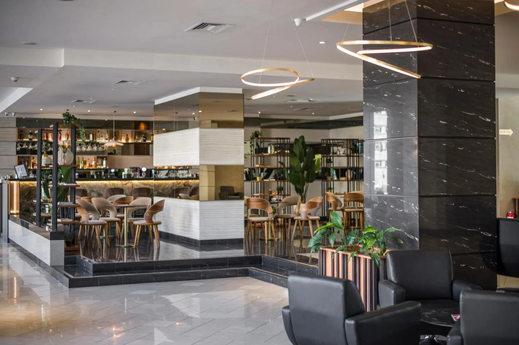 Lounge or bar in Hotel Continental