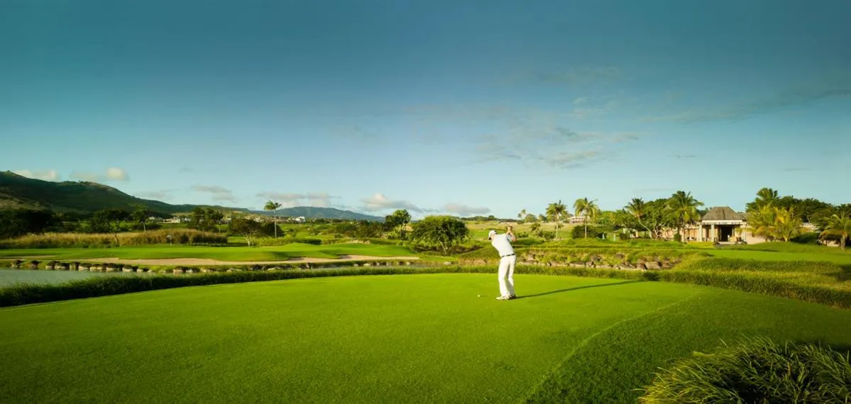 Golfcourse in Kaz'alala Hosted B&B