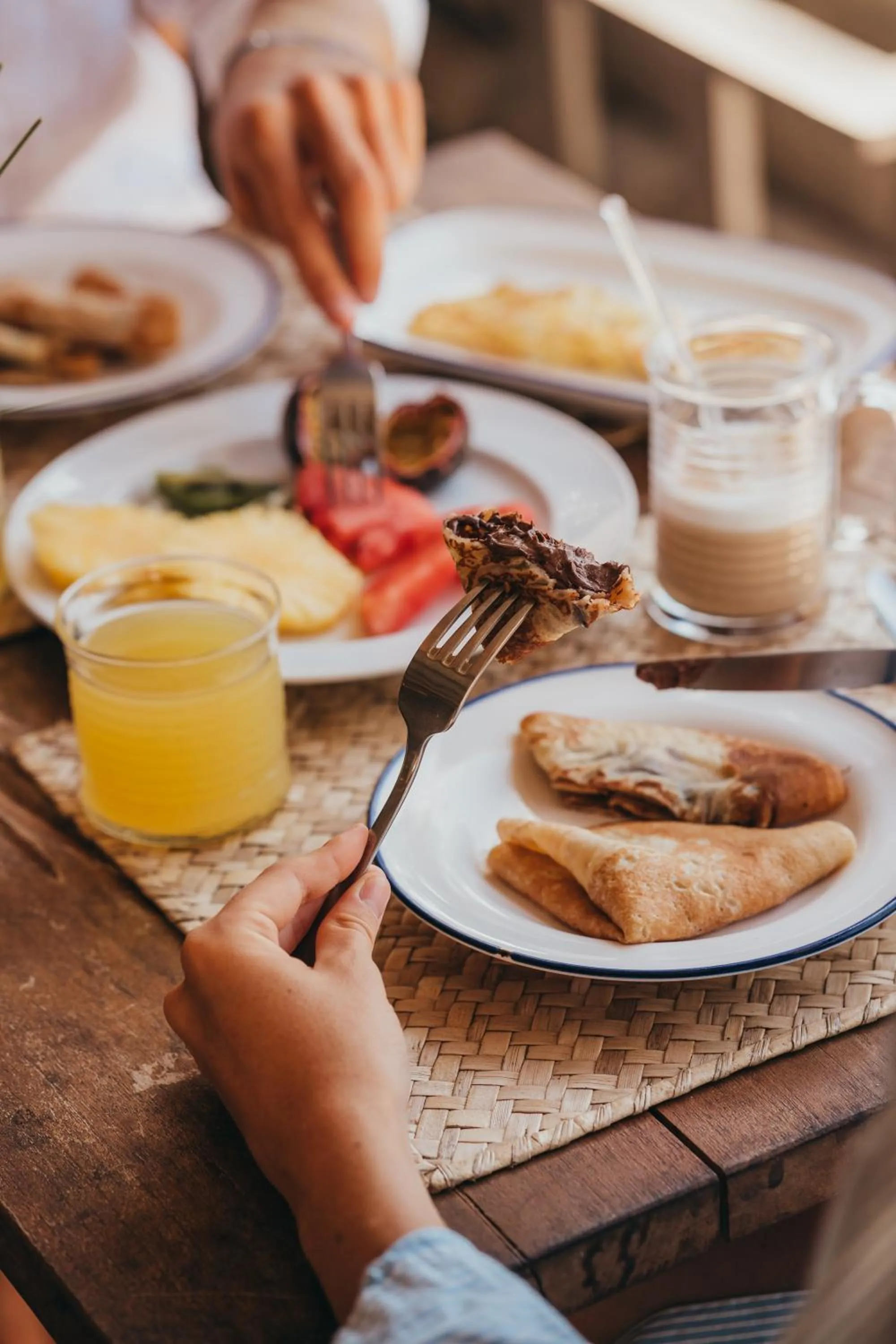 Food and drinks in Kaz'alala Hosted B&B