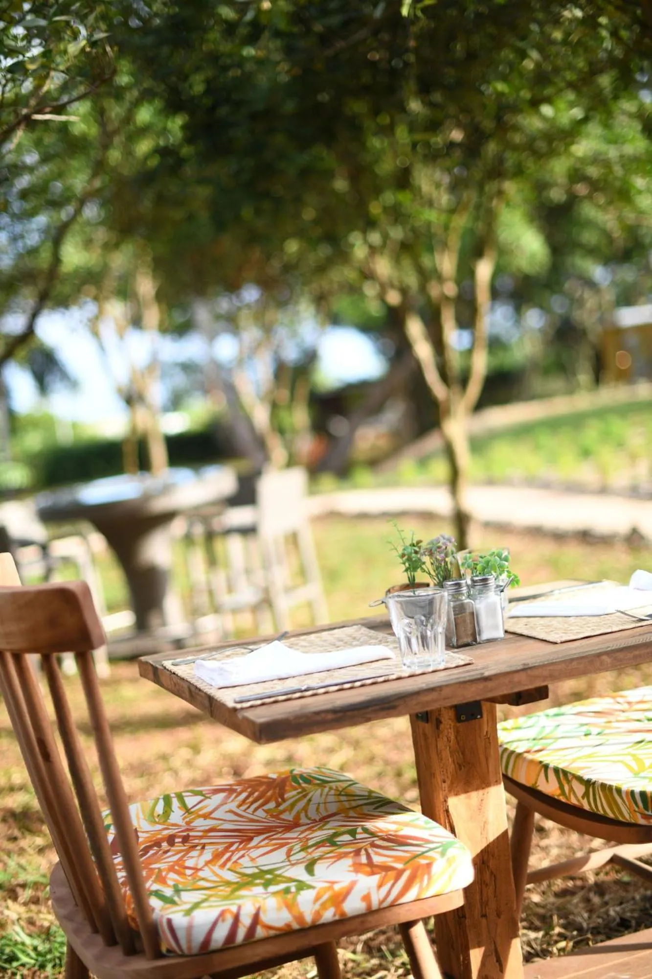 Restaurant/places to eat in Kaz'alala Hosted B&B