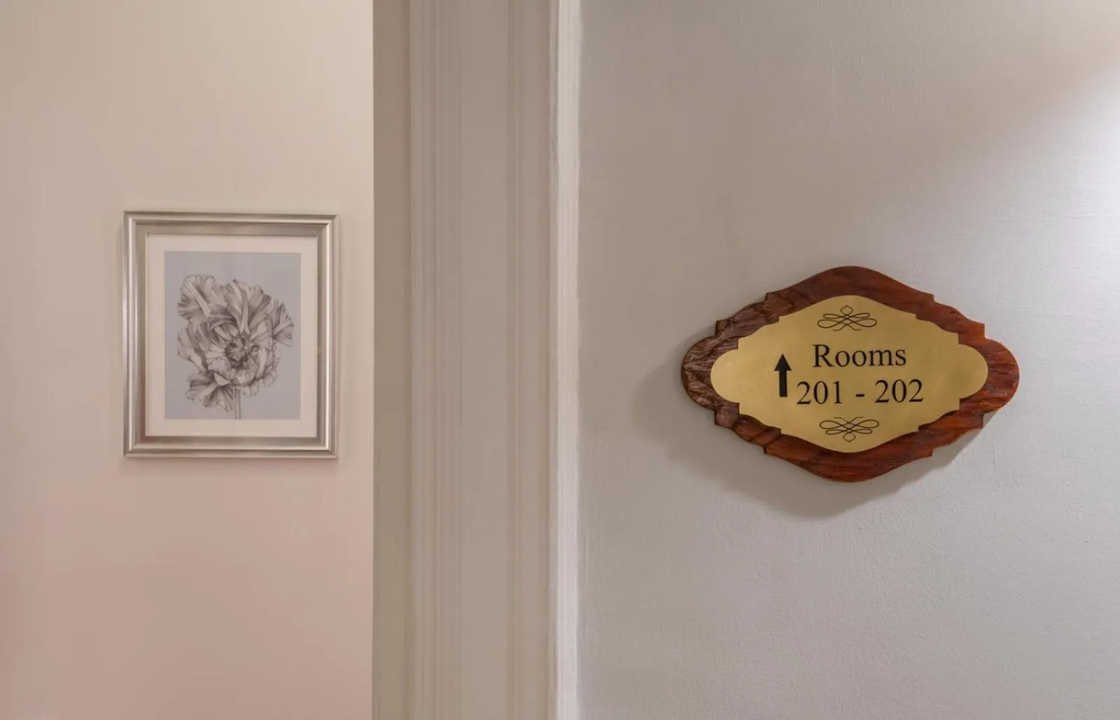 1920s Boutique Hotel and Restaurants