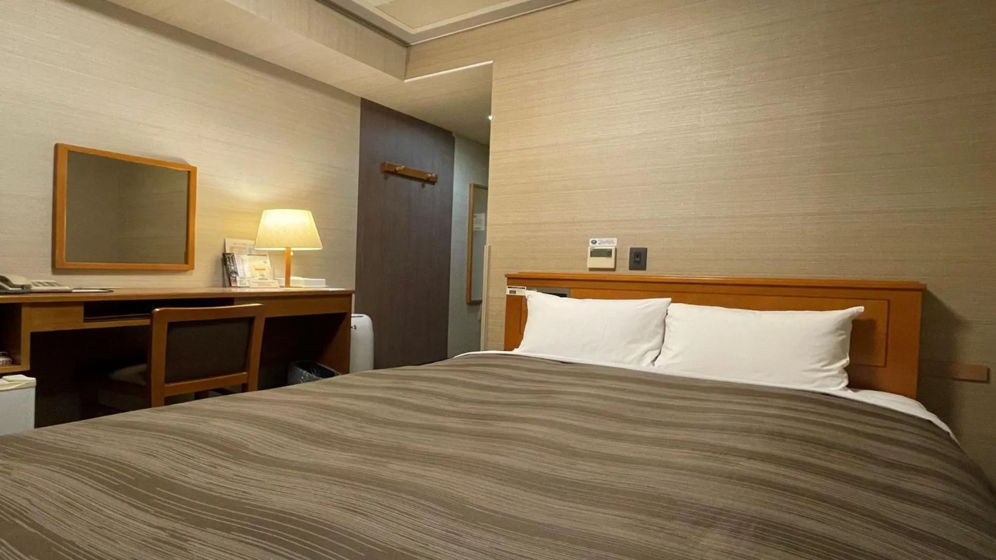 Double Room with Small Double Bed - Smoking in Hotel Route-Inn Tsuruoka Inter