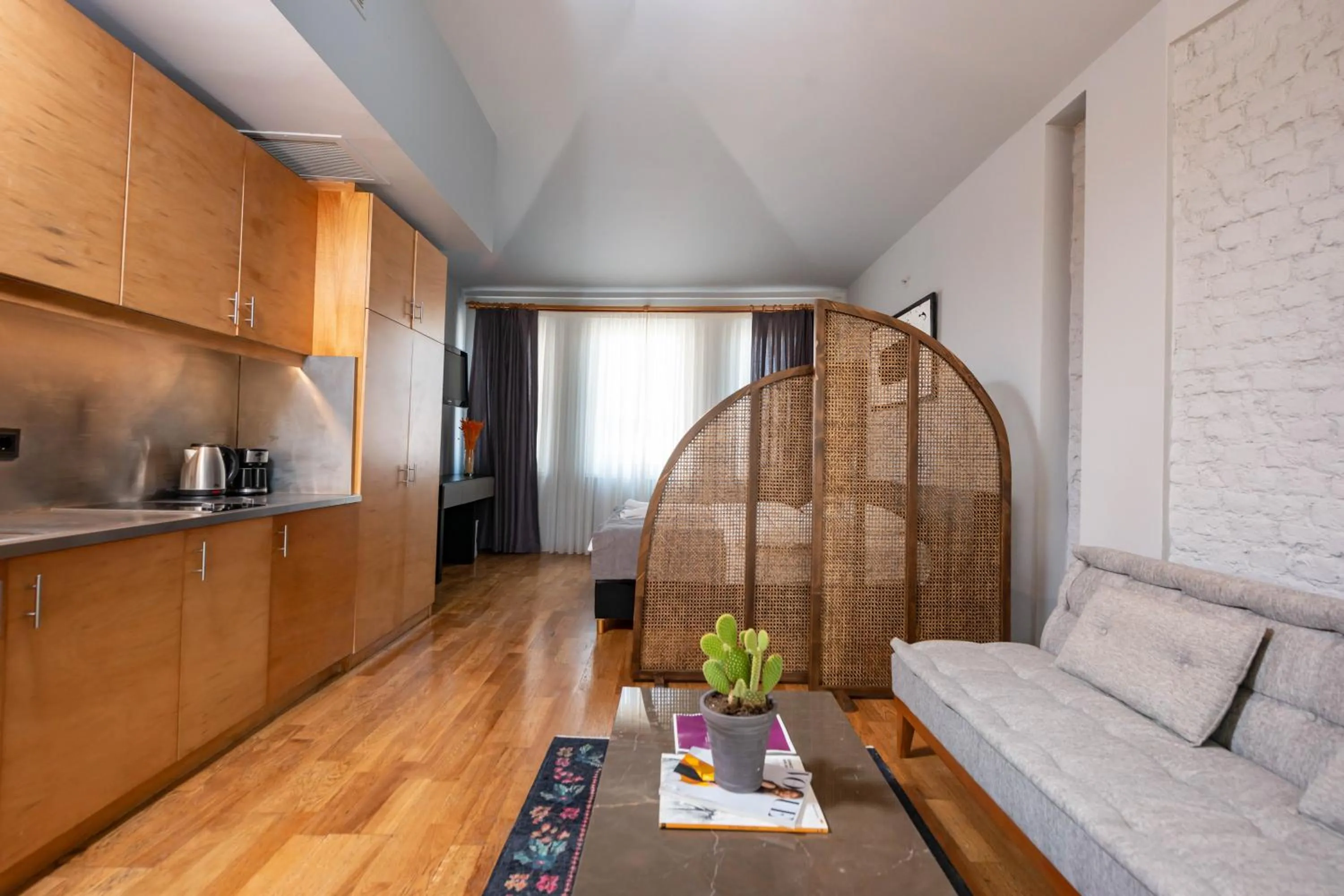 Kitchen or kitchenette in Mayer Loft Suites