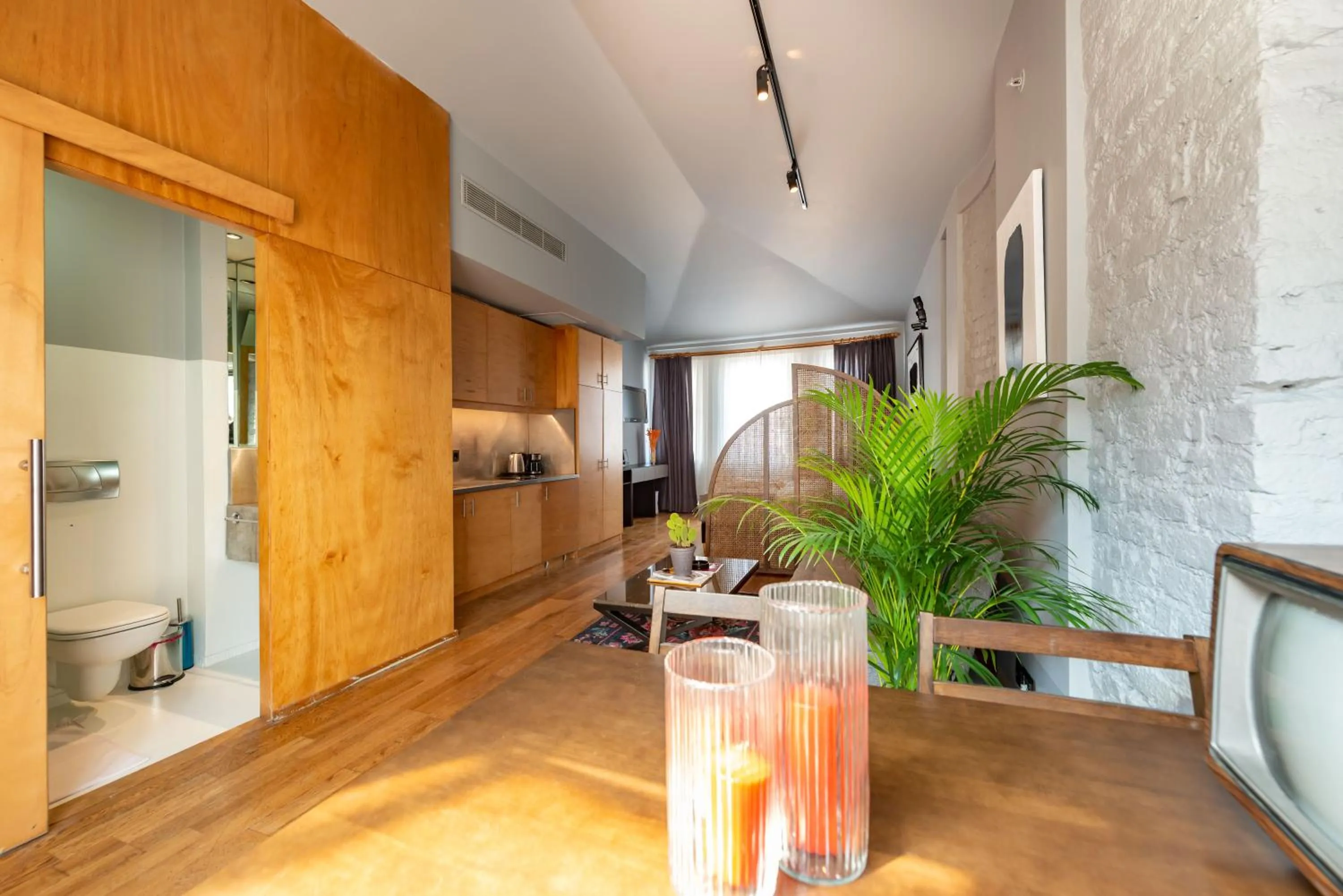 Kitchen or kitchenette in Mayer Loft Suites