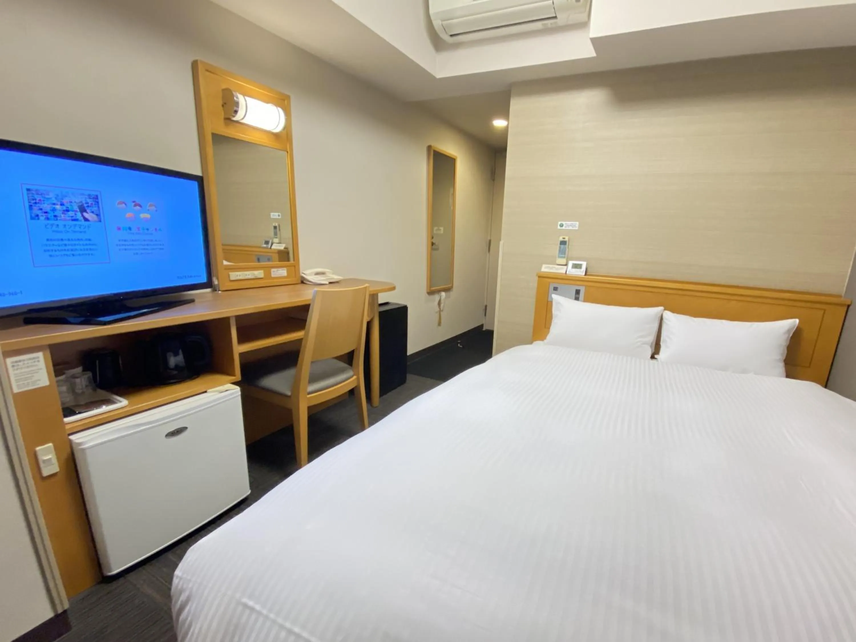 Bed in Hotel Route-Inn Hon Hachinohe Ekimae