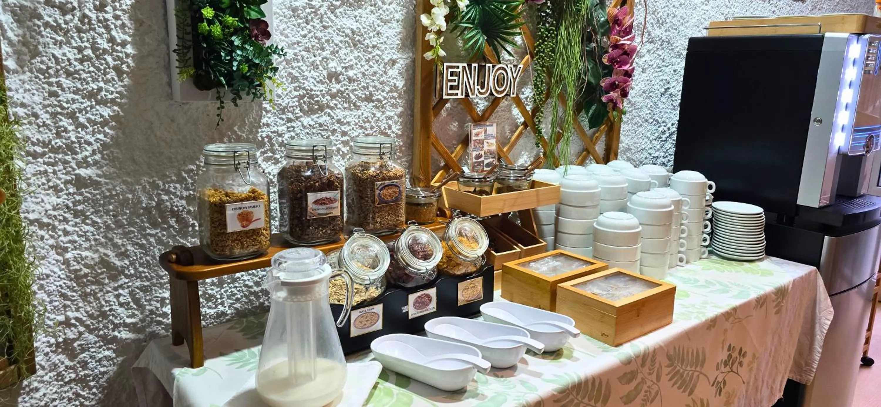 Breakfast in Apartamentos Turisticos Paraiso