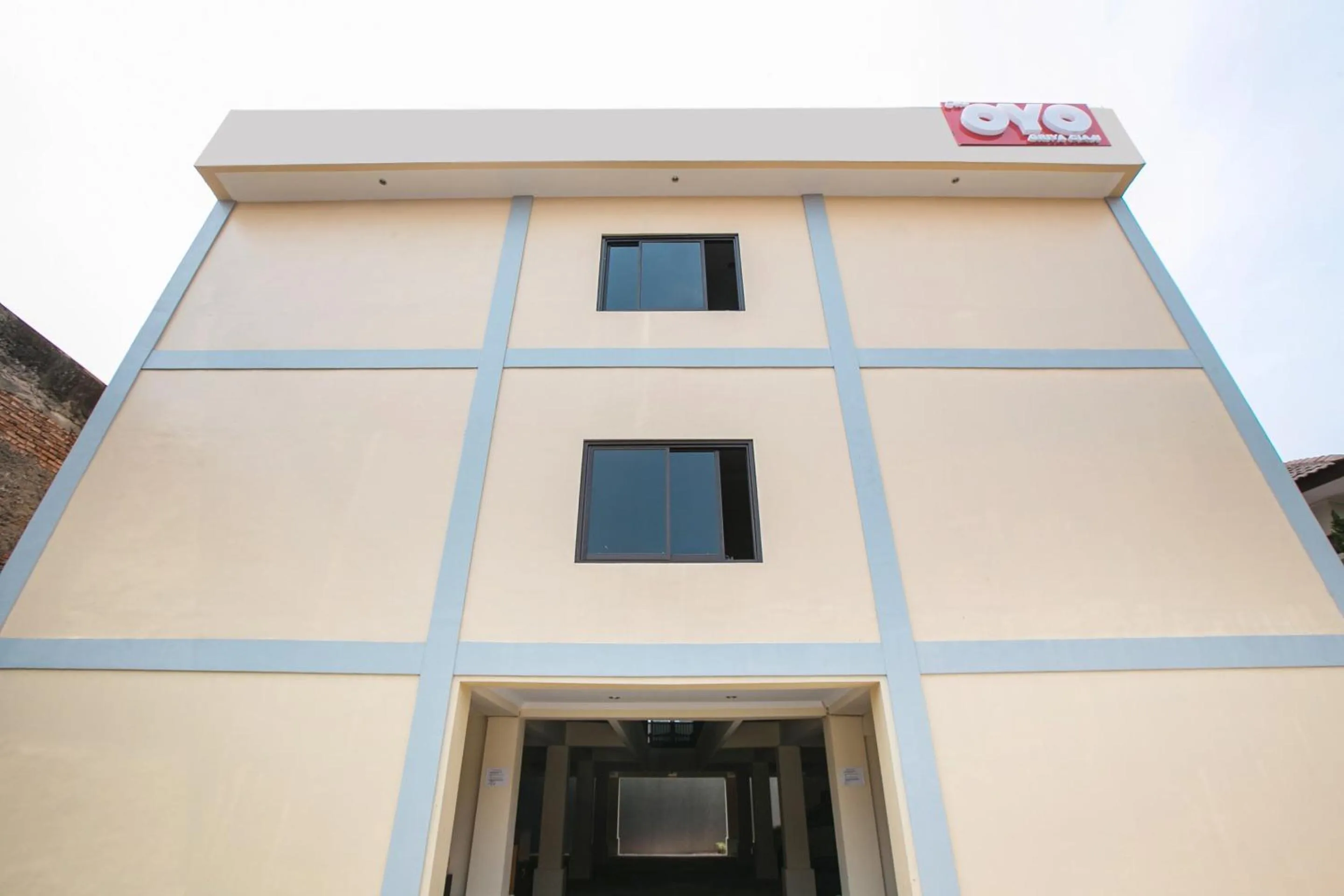 Facade/entrance in Capital O 133 Griya Ciaji