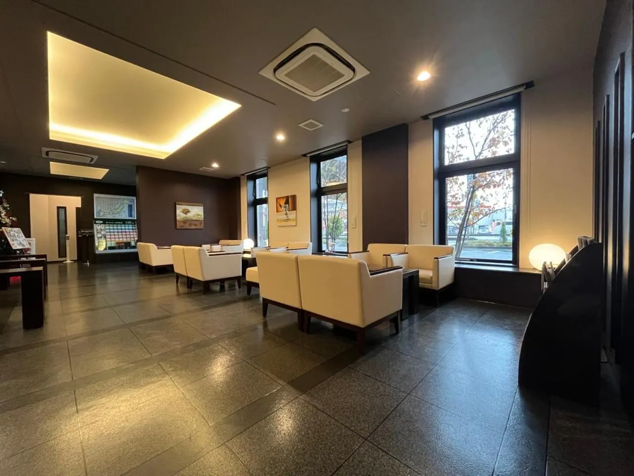 Lobby or reception in Hotel Route-Inn Niigata Nishi Inter