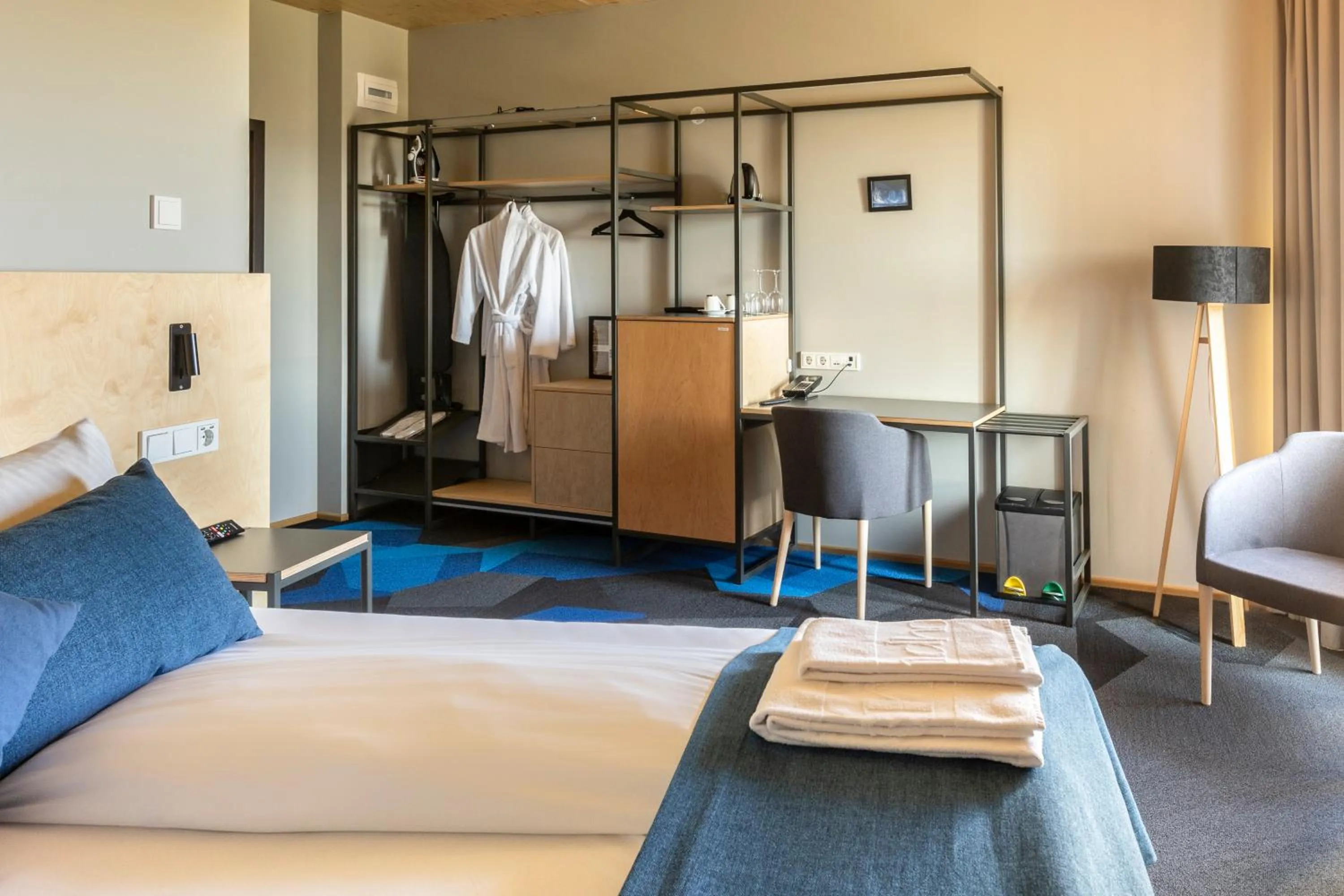 Bedroom, Bed in Landhotel