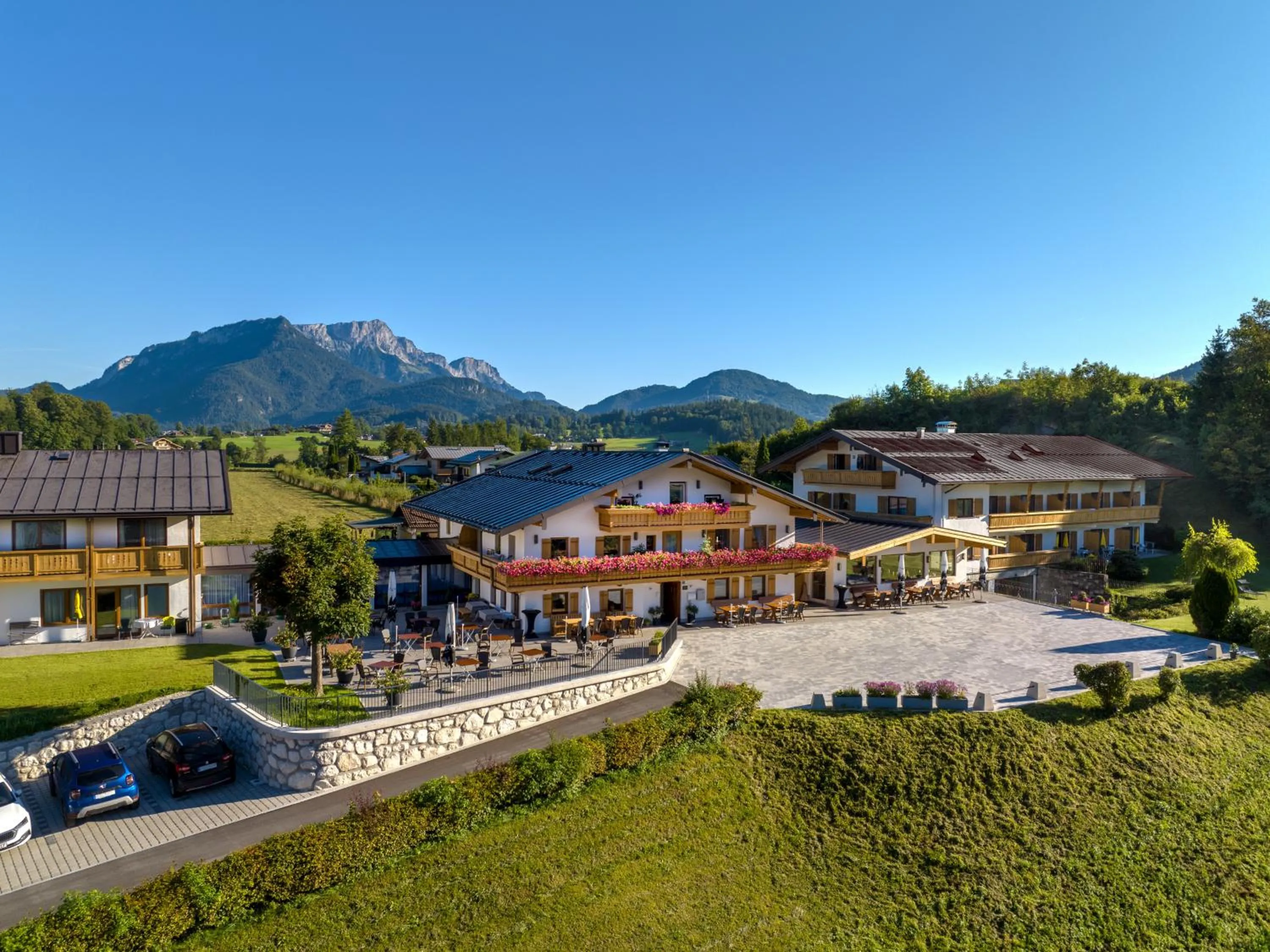 Hotel Hanauerlehen - ruhige & zentrale Top-Lage - mit Schwimmbad, Sauna, Parkplätze & Café - bayerischer Familienbetrieb
