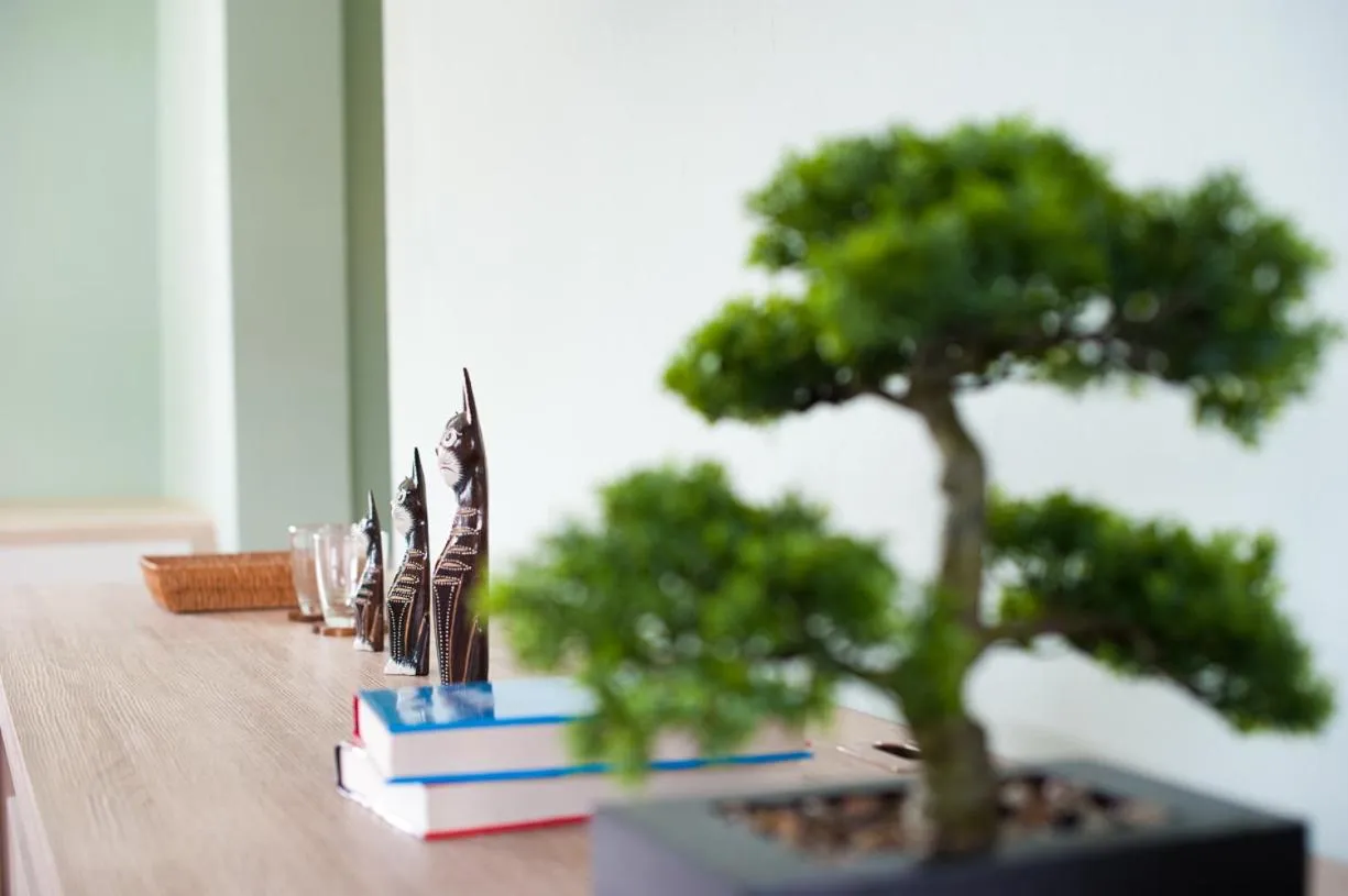 Decorative detail in Baan Ploy In