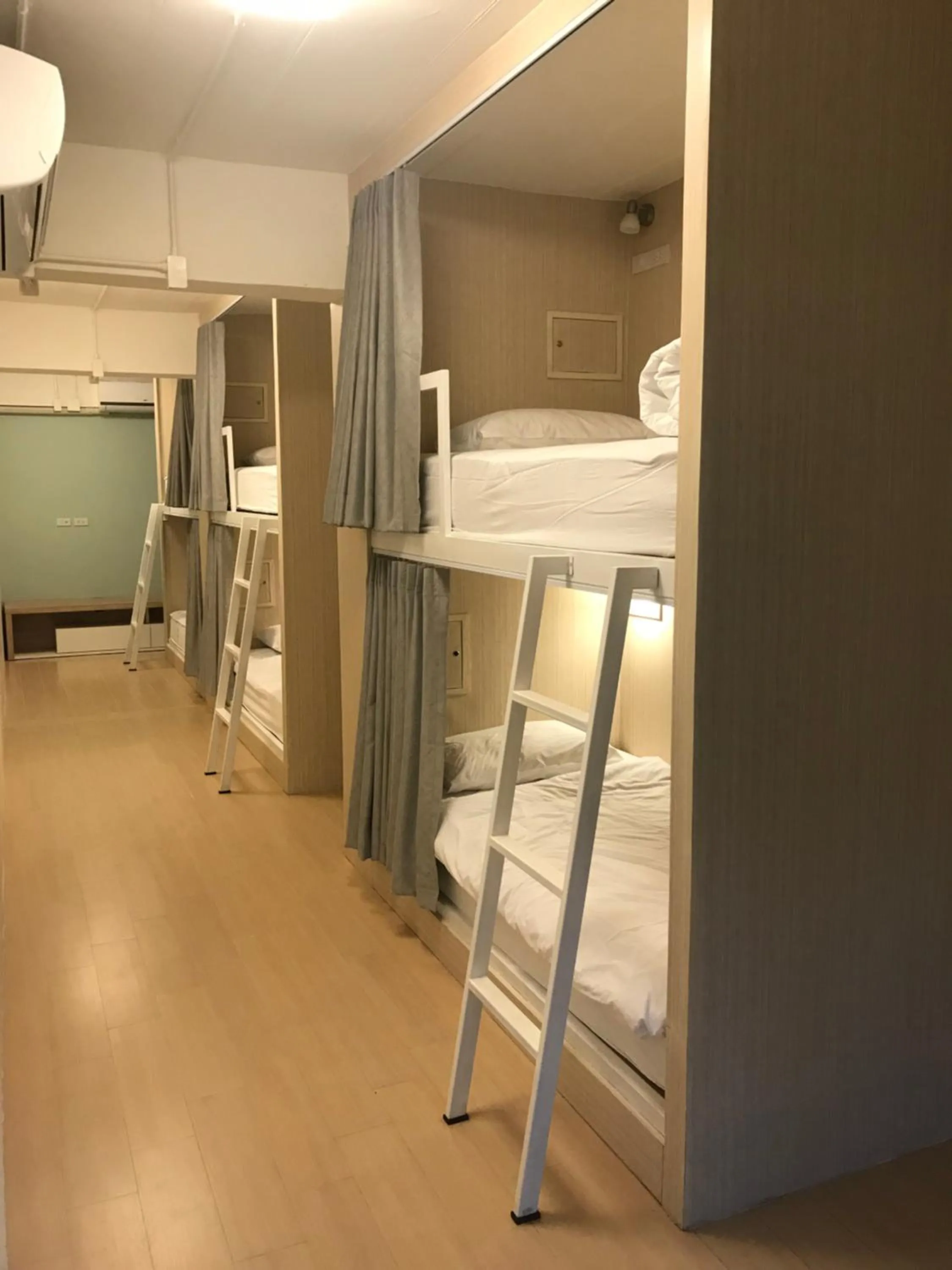 bunk bed, Bed in Baan Ploy In