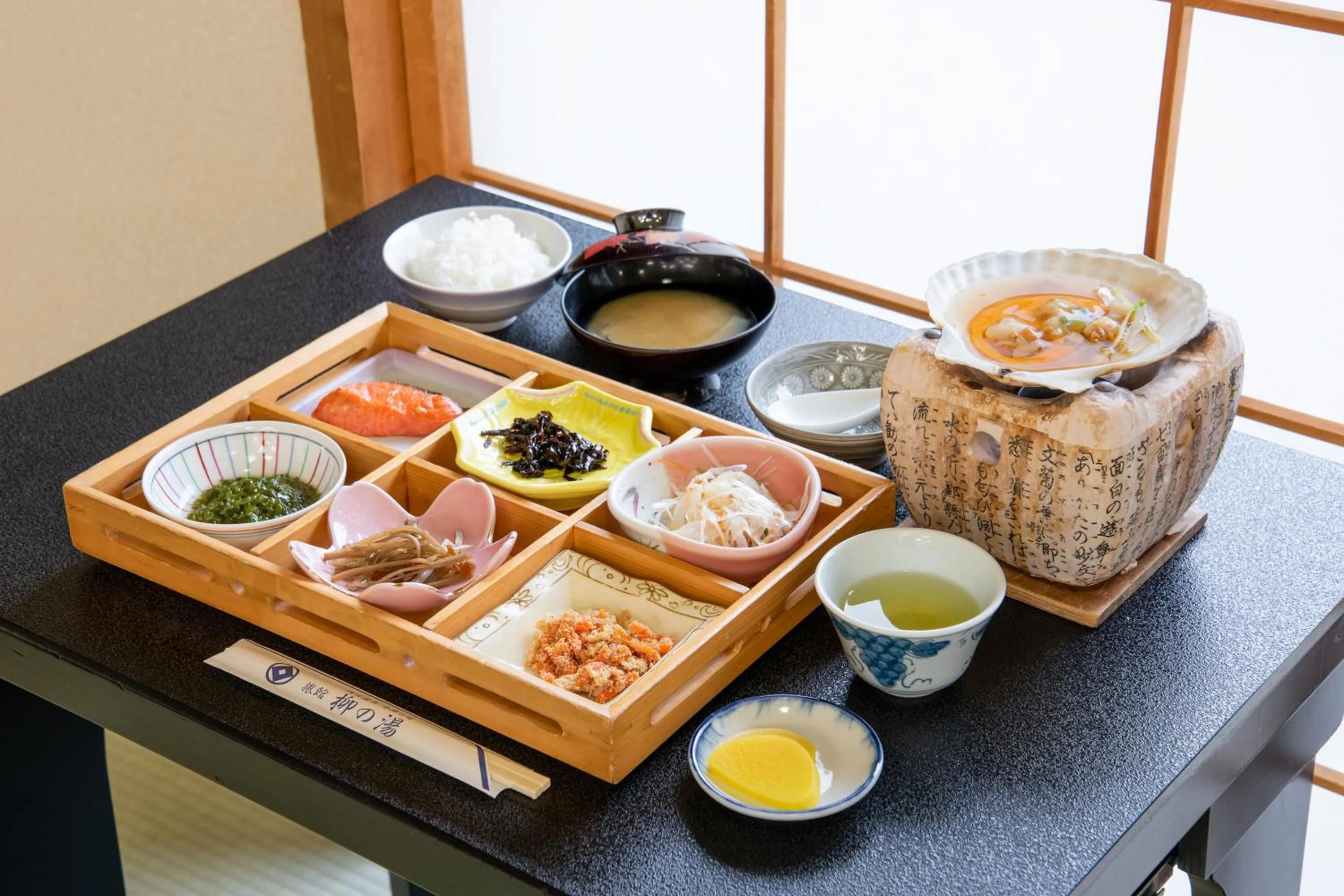 Breakfast in Yanagi No Yu