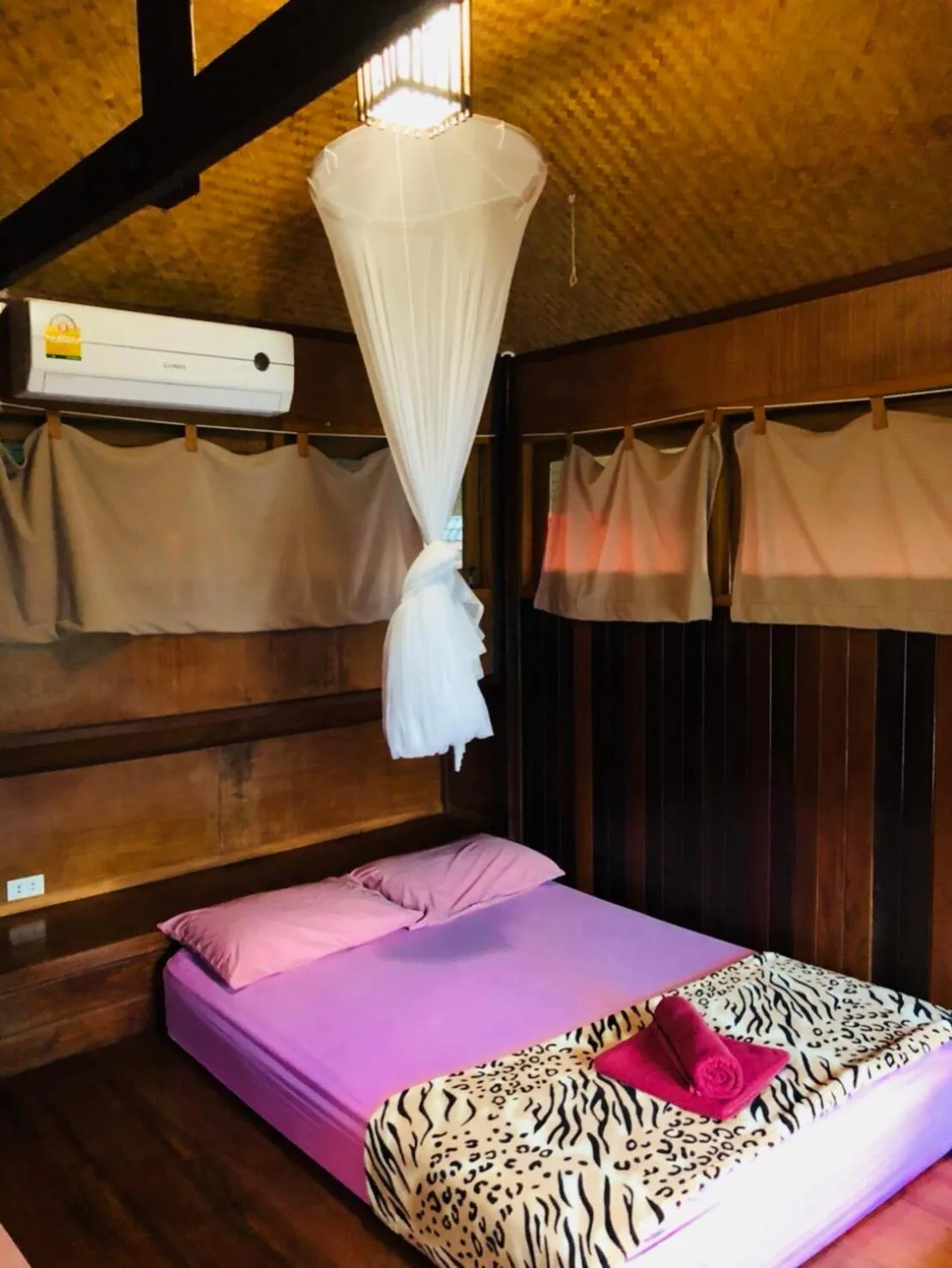 Bed in Suncliff Resort