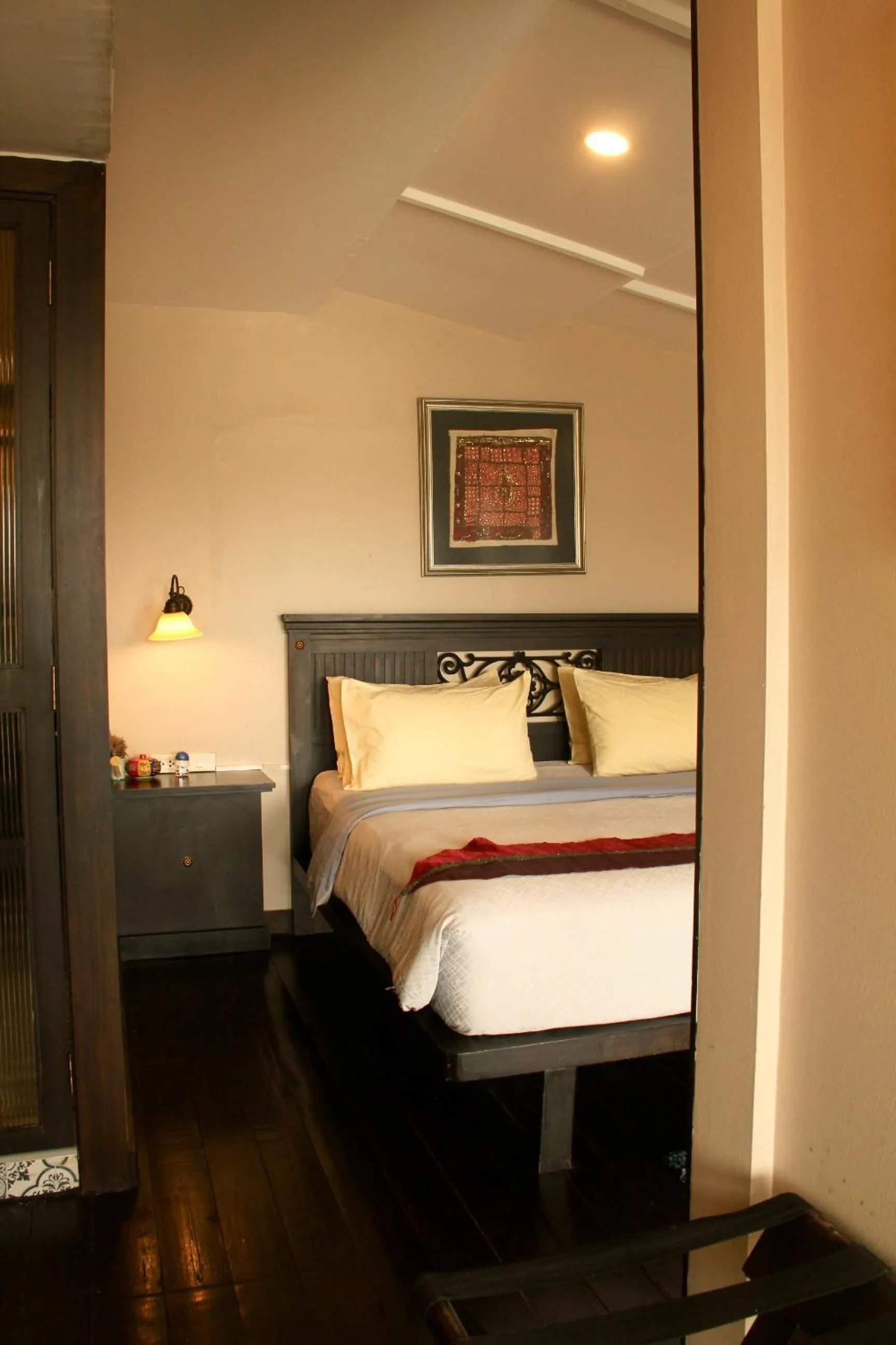 Bed in Arun Residence