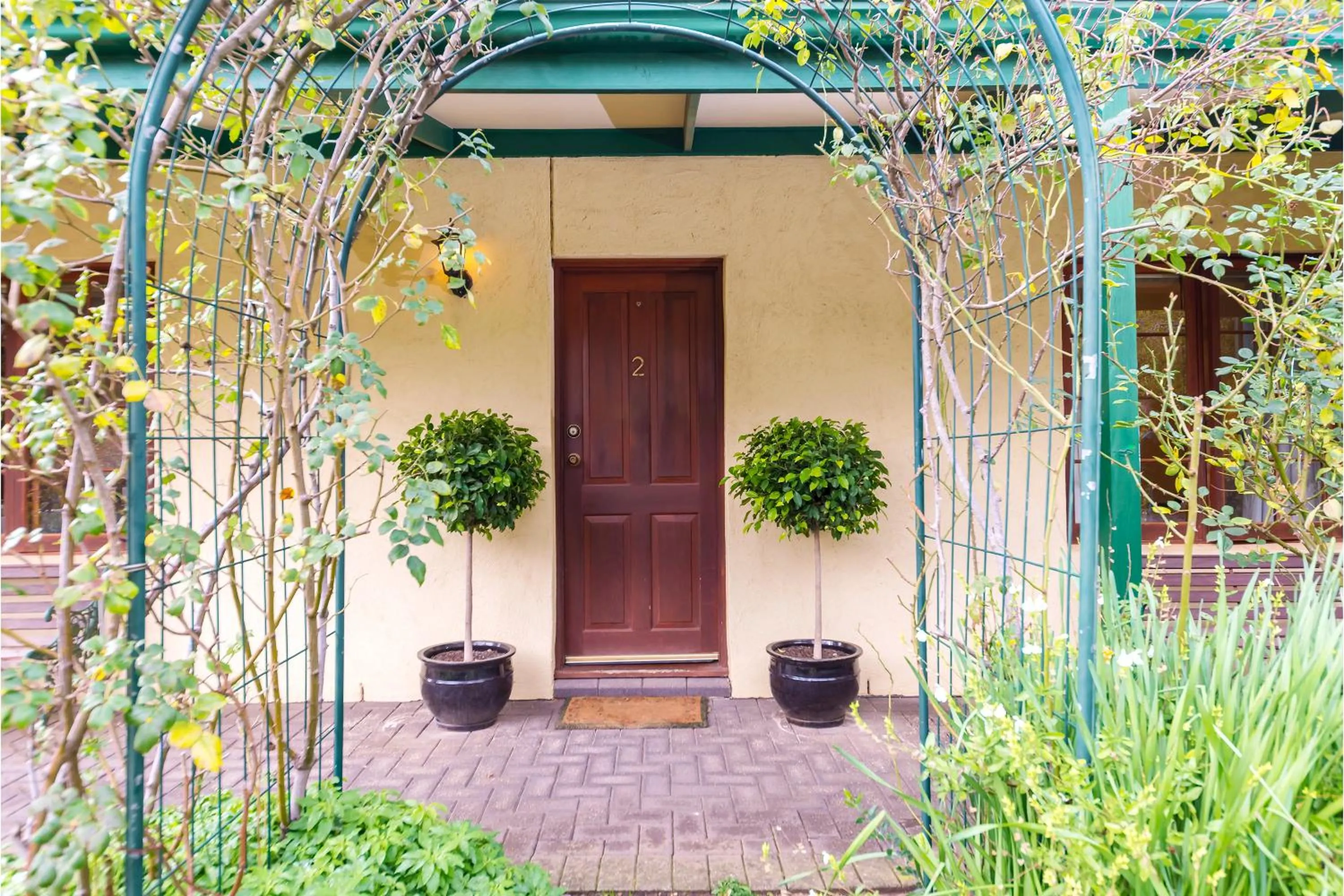 Patio in Country Pleasures Bed and Breakfast