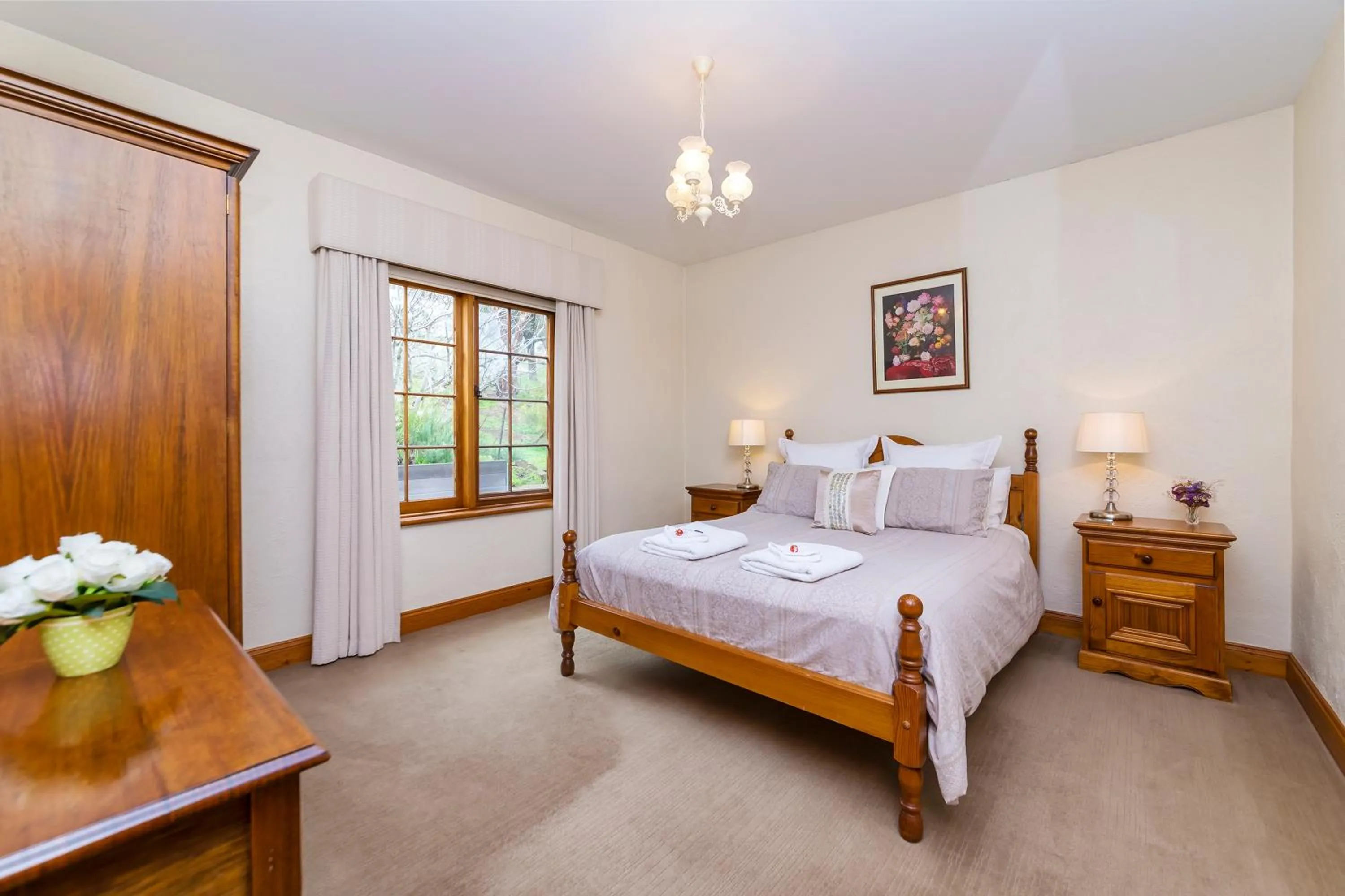 Bedroom, Bed in Country Pleasures Bed and Breakfast