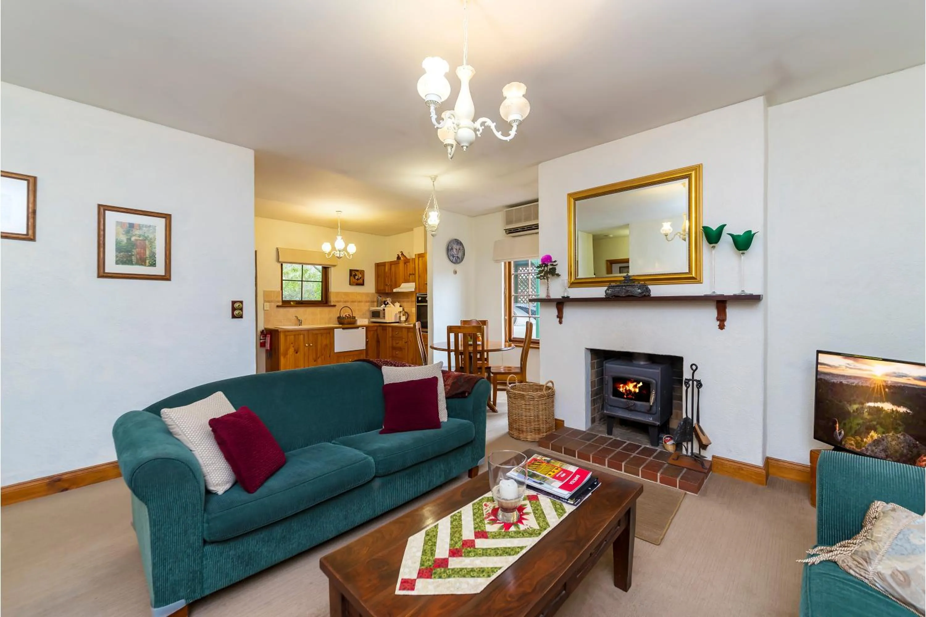 Living room in Country Pleasures Bed and Breakfast