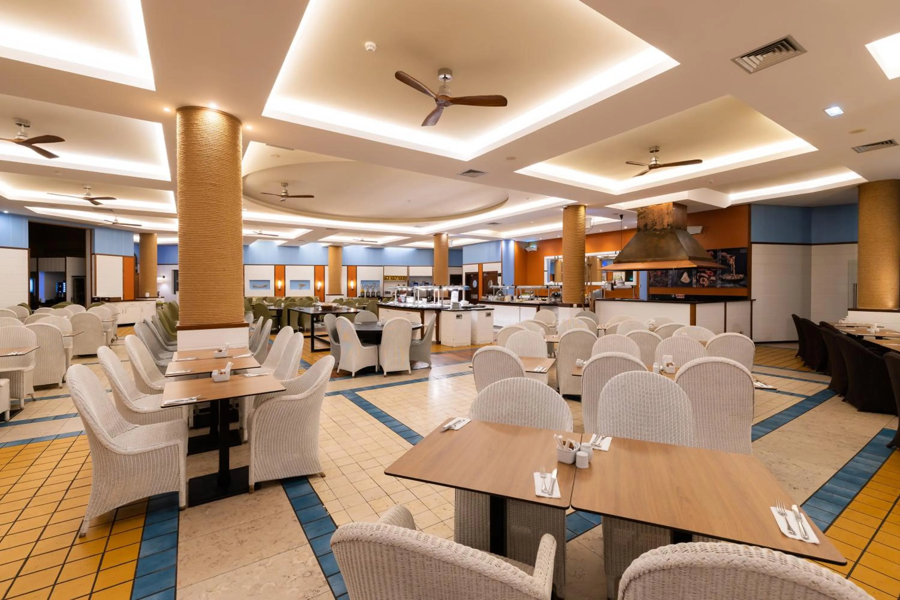 Restaurant/places to eat in Pestana Porto Santo Premium All Inclusive Beach & SPA Resort