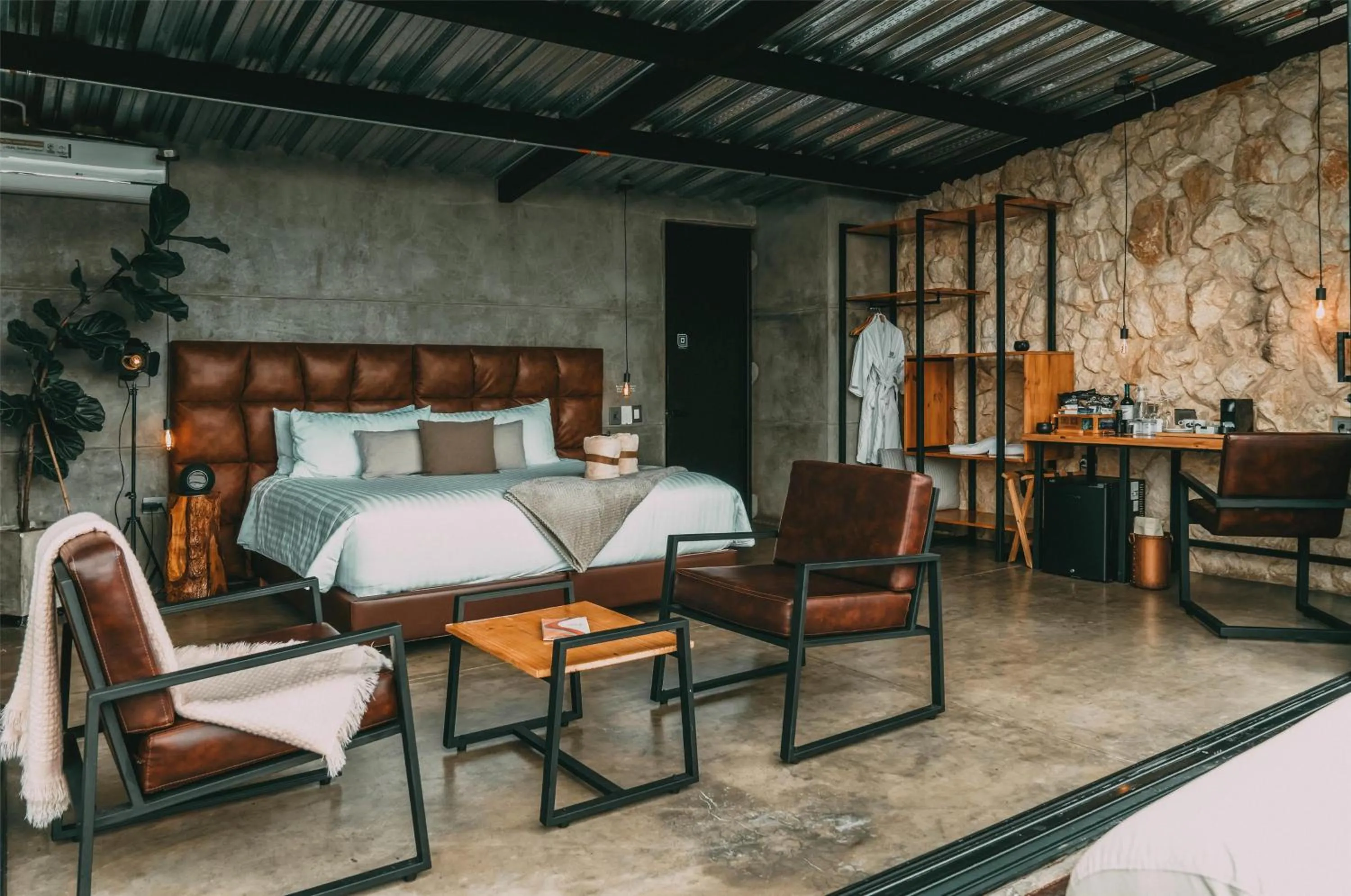 Photo of the whole room in Bio Habitat Hotel, AKEN SOUL Collection