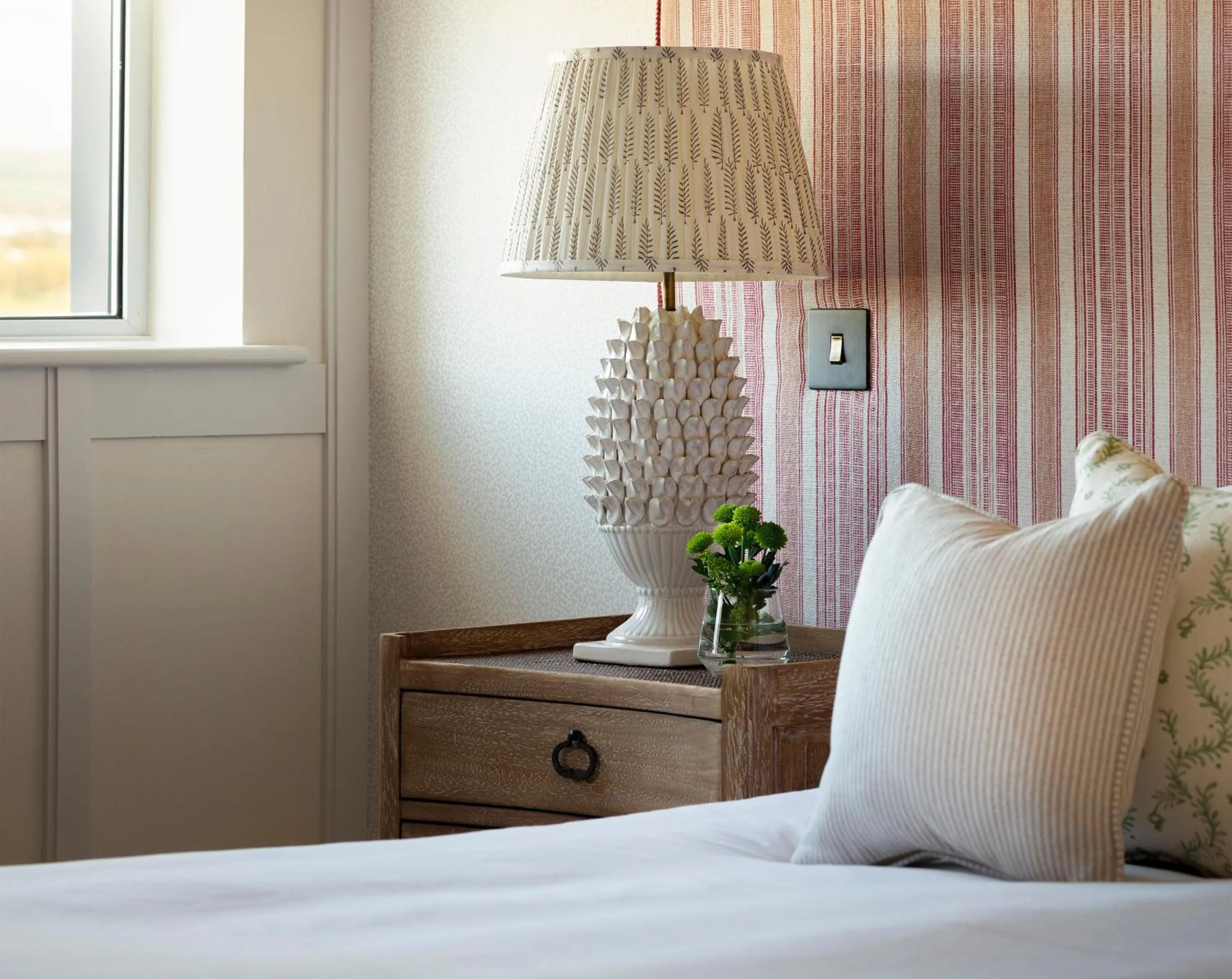 Bedroom, Bed in Teach de Broc